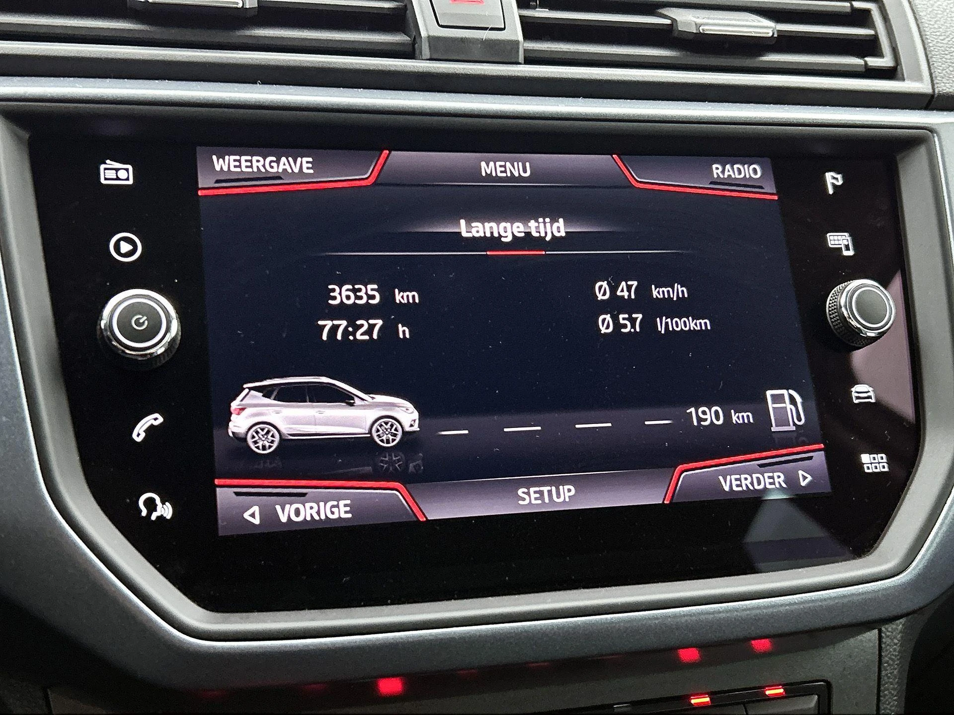 SEAT-Arona-image-24