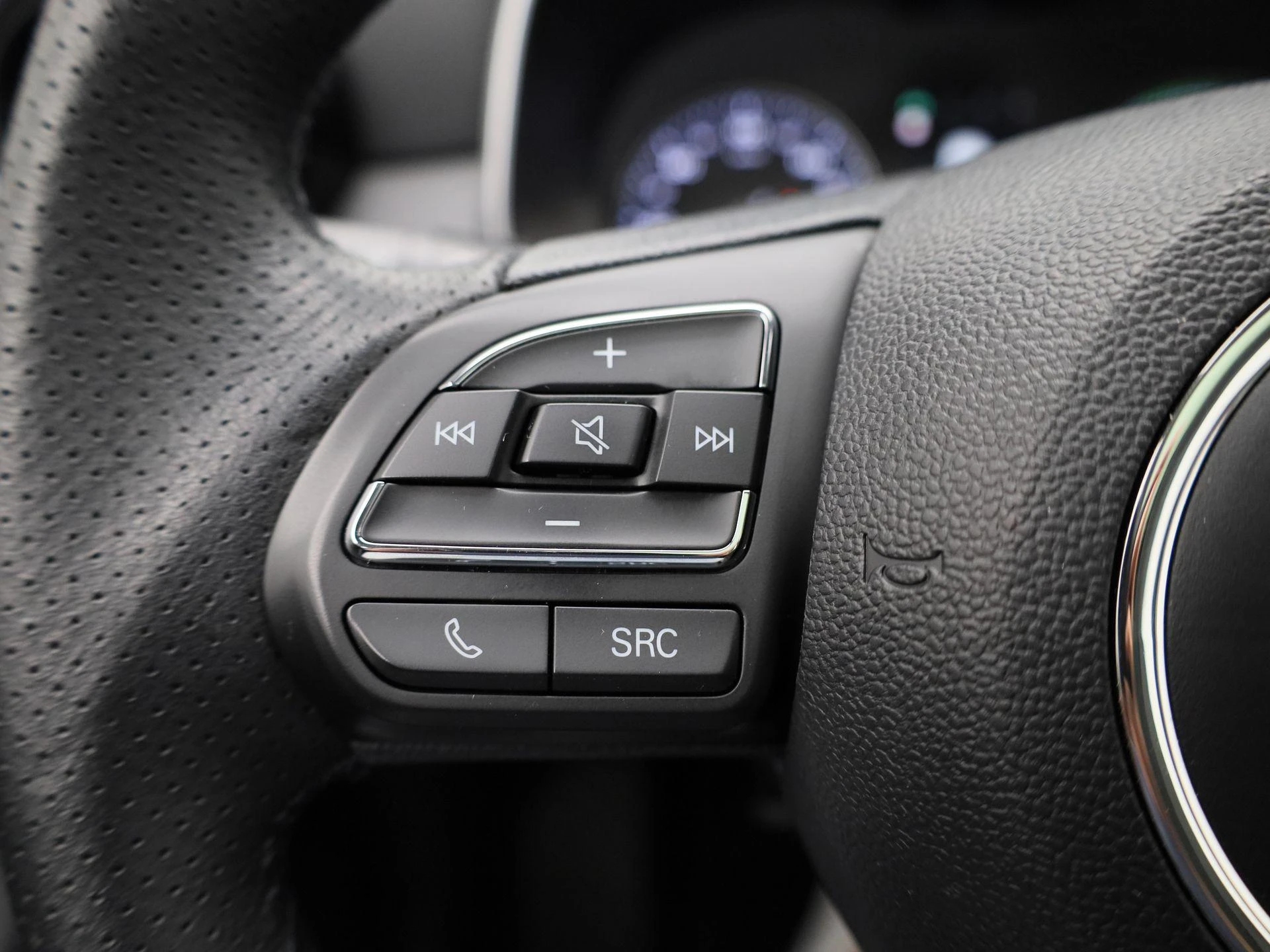 MG-ZS EV-image-18