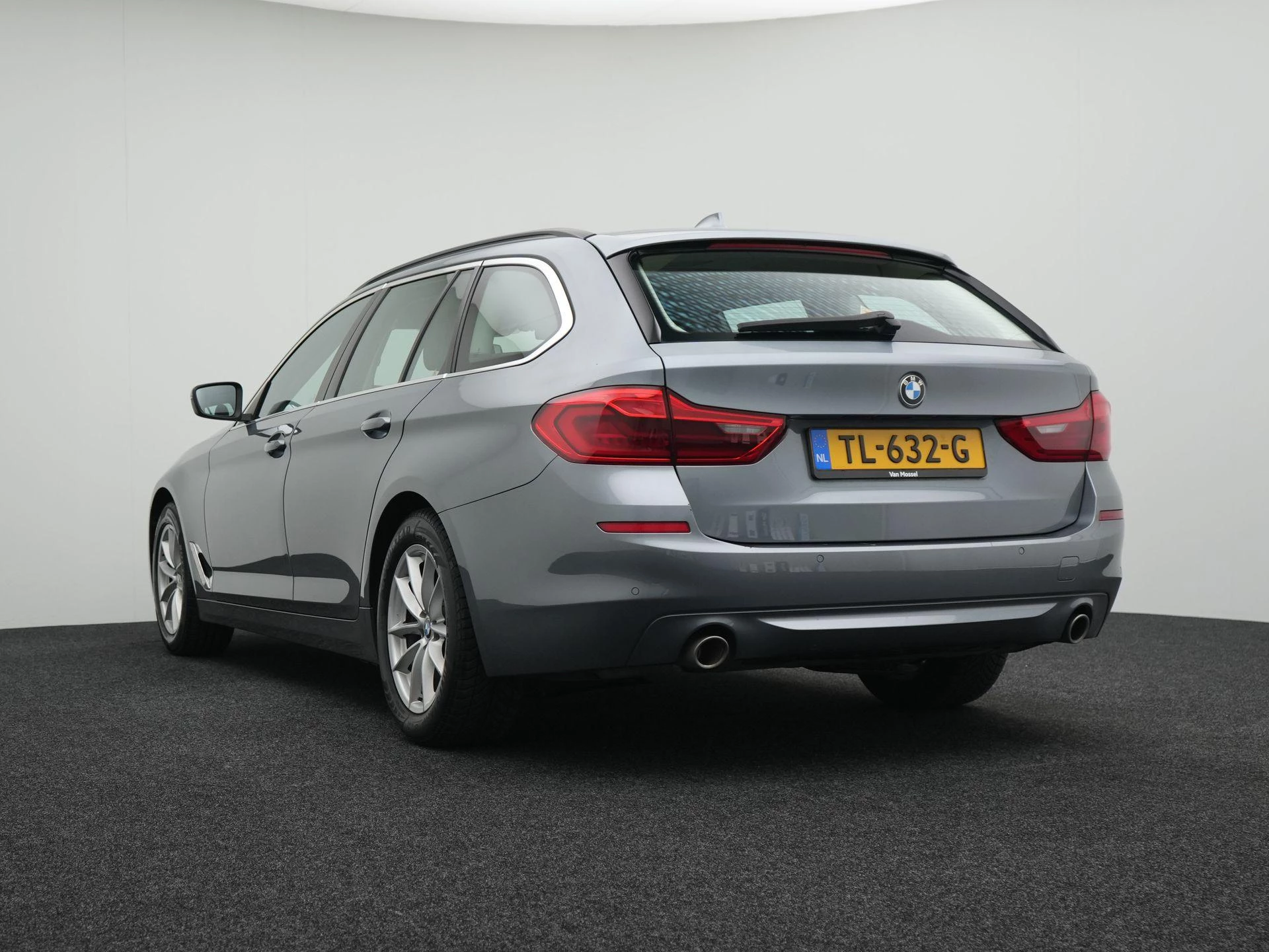 BMW-5 Serie-image-1