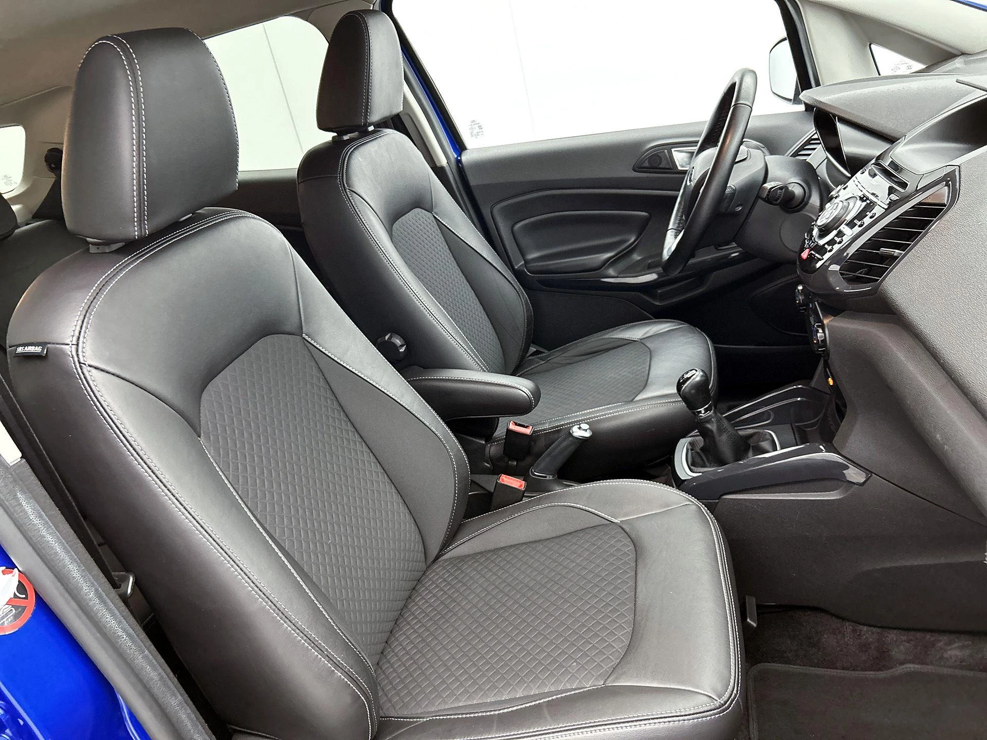 Ford-EcoSport-image-39