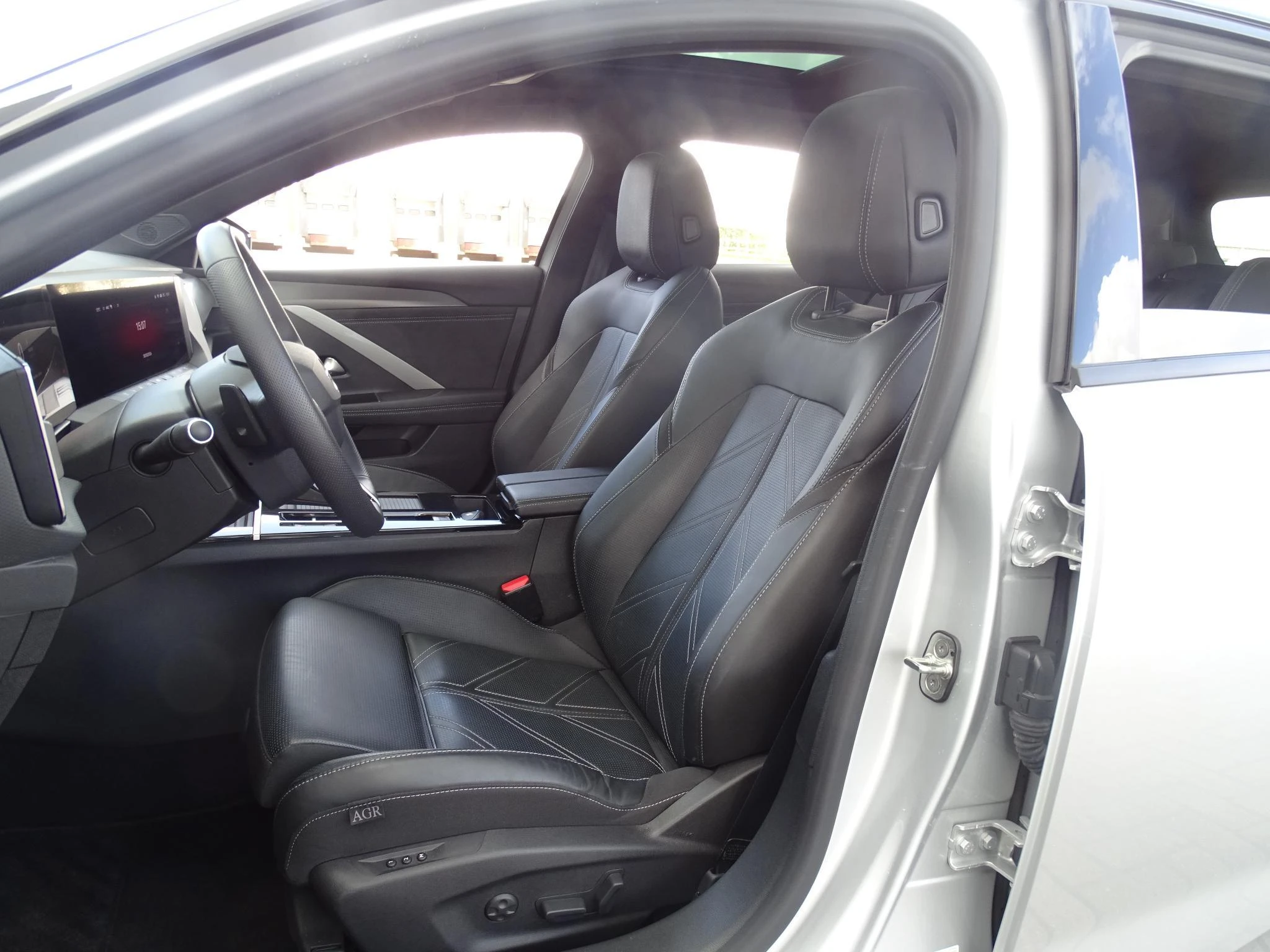 Opel-Astra-image-11