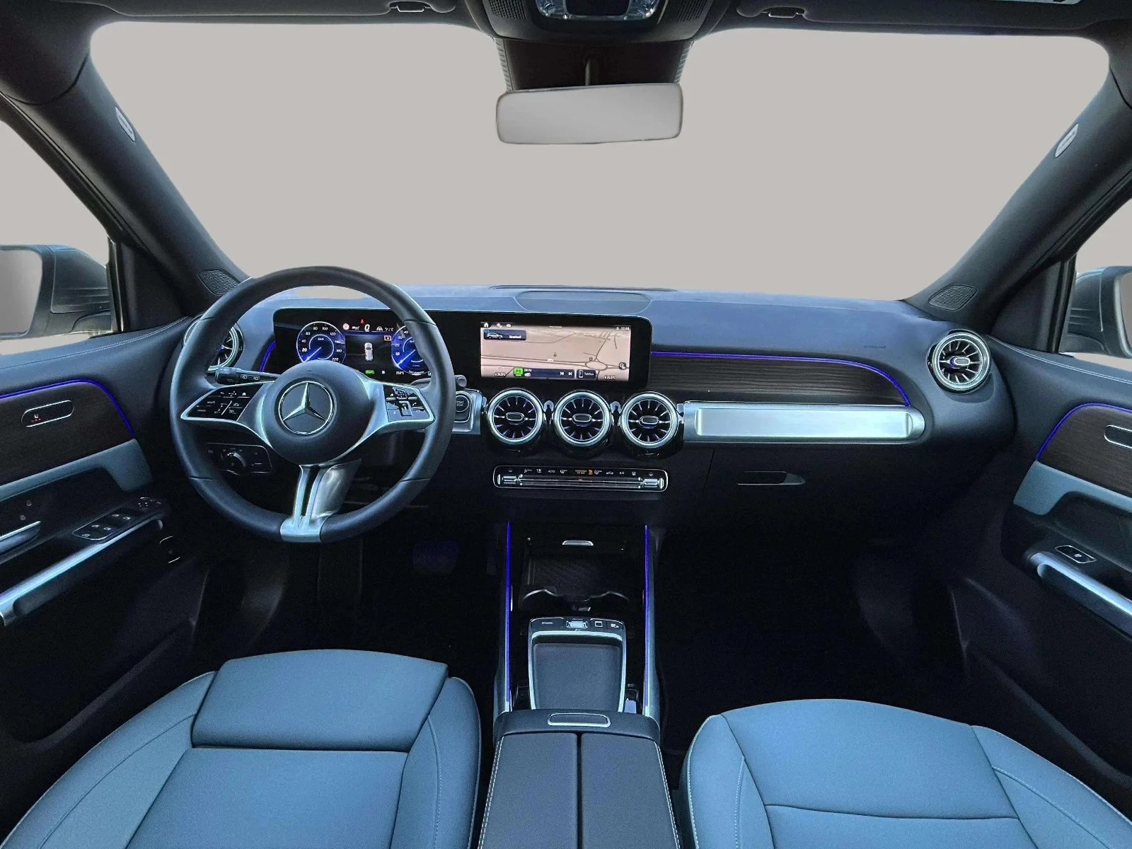 Mercedes-Benz-EQB-image-11