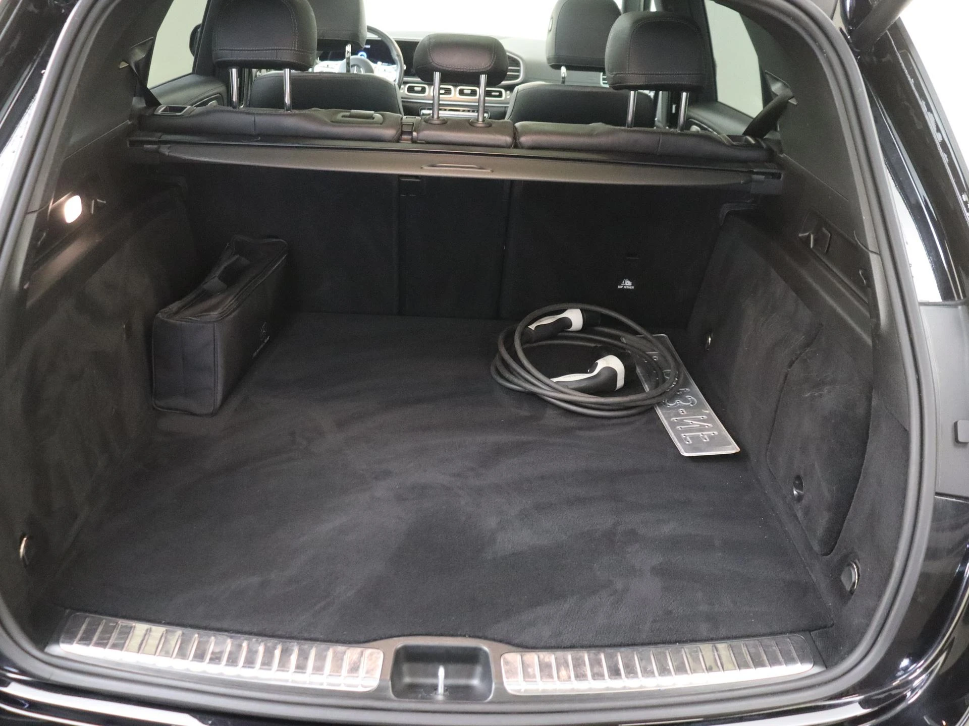 Mercedes-Benz-GLE-image-6