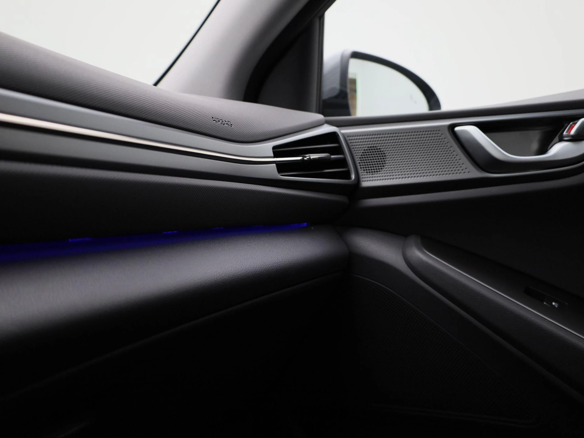 Hyundai-IONIQ-image-27