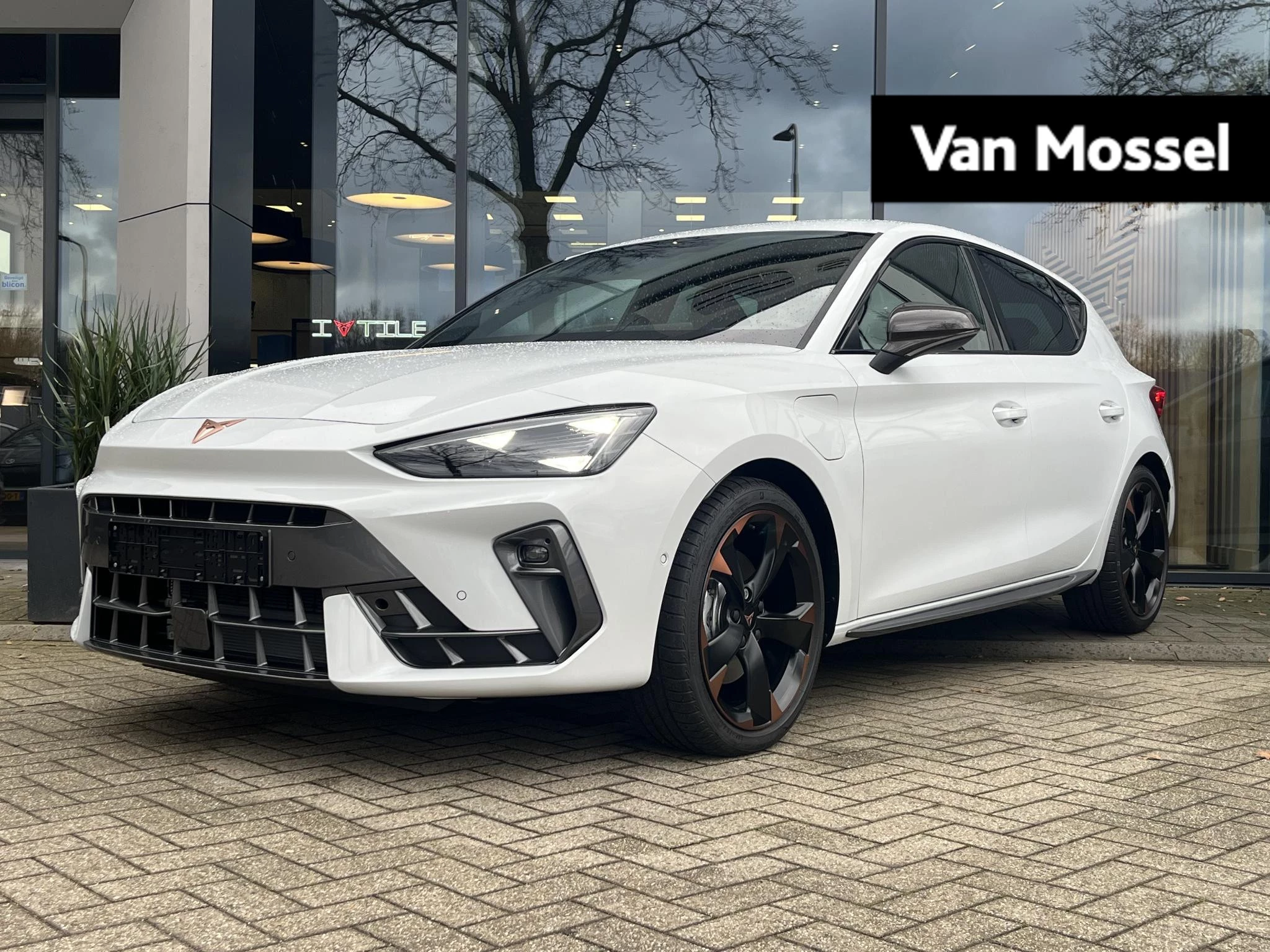 CUPRA-Leon-image-0