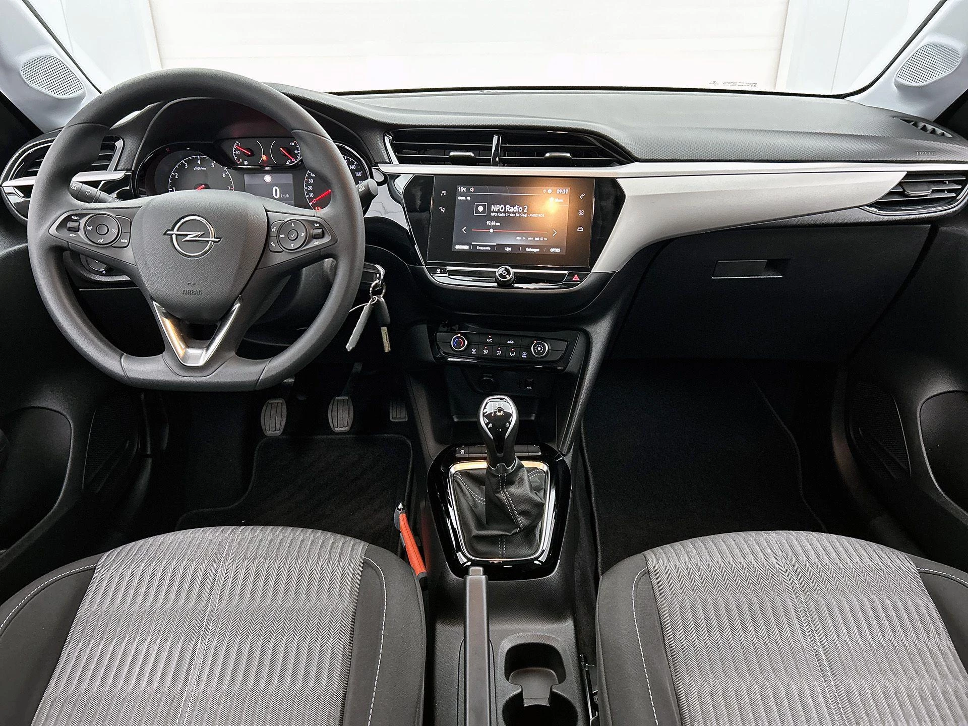 Opel-Corsa-image-17
