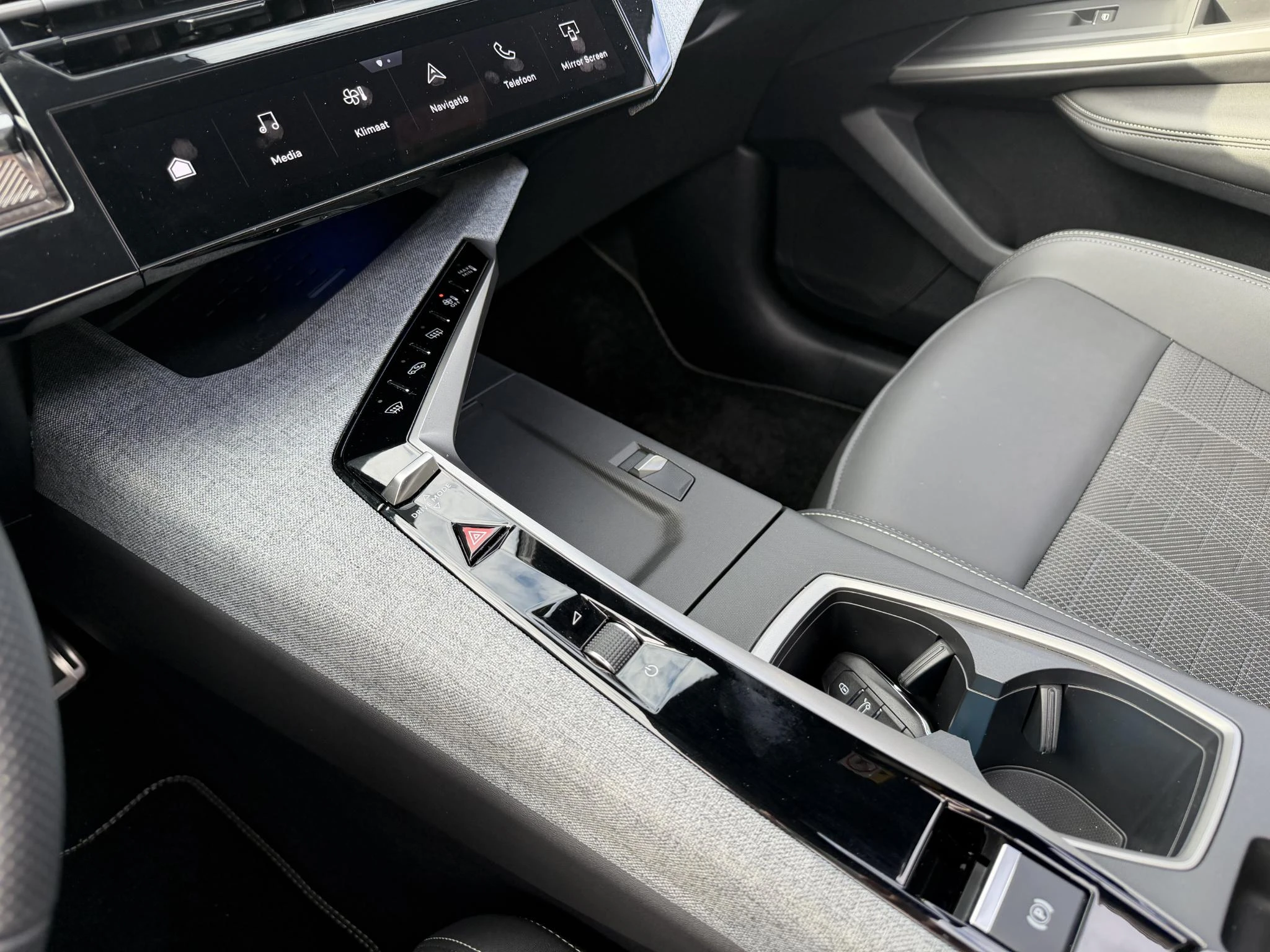 Peugeot-e-3008-image-15