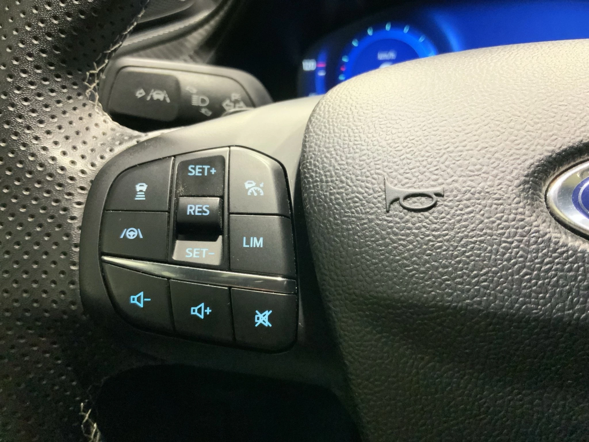 Ford Puma ST-Line Vignale | B&O | Pano | E-HK