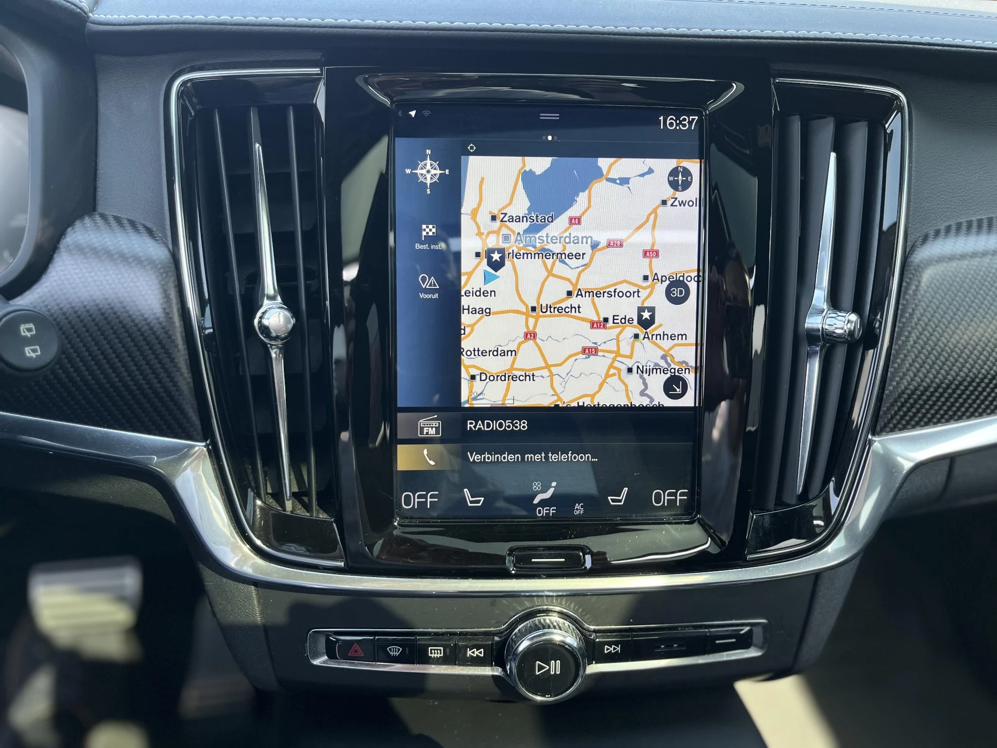 Volvo-V90-image-27