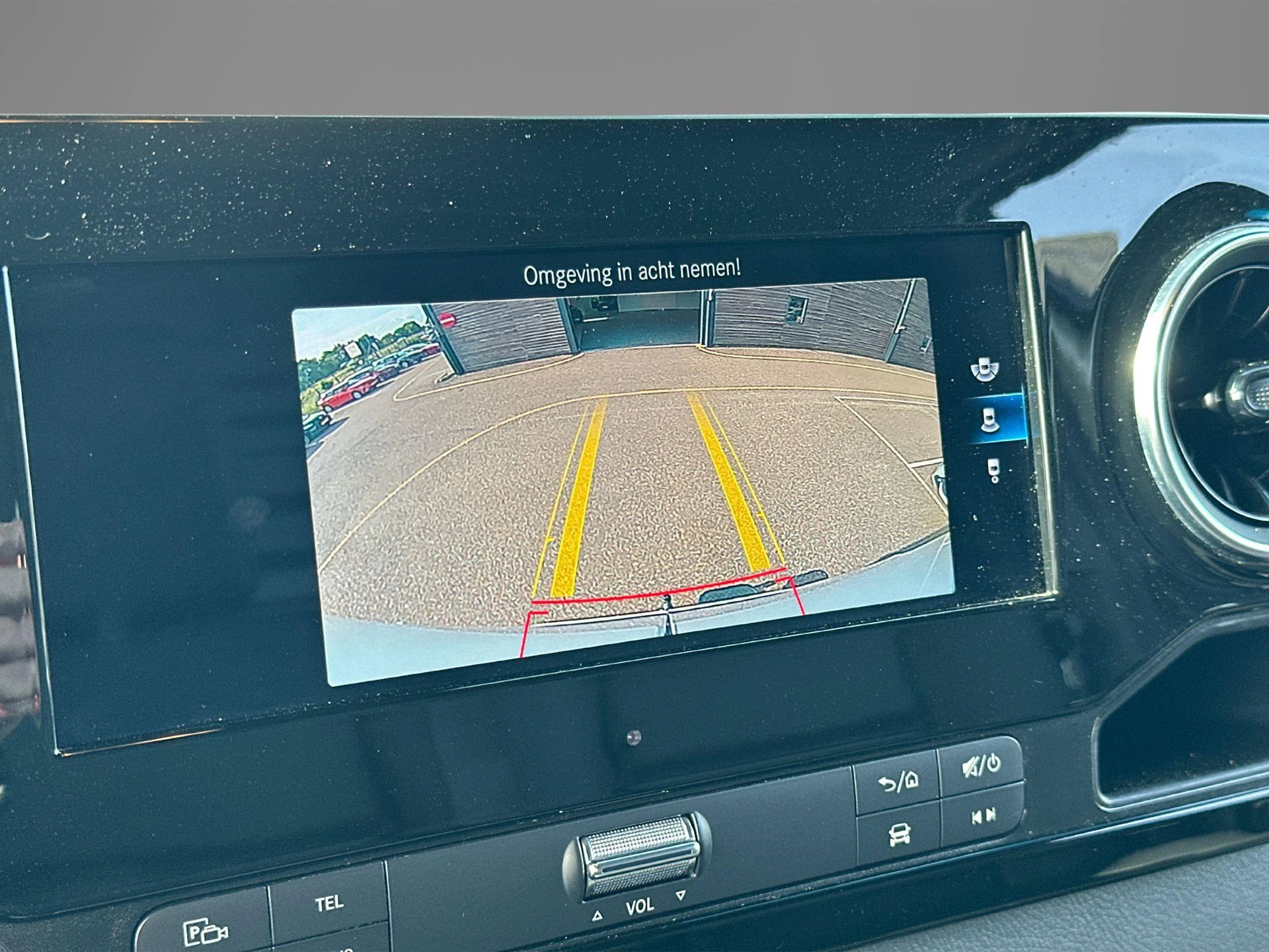 Mercedes-Benz-Sprinter-image-9