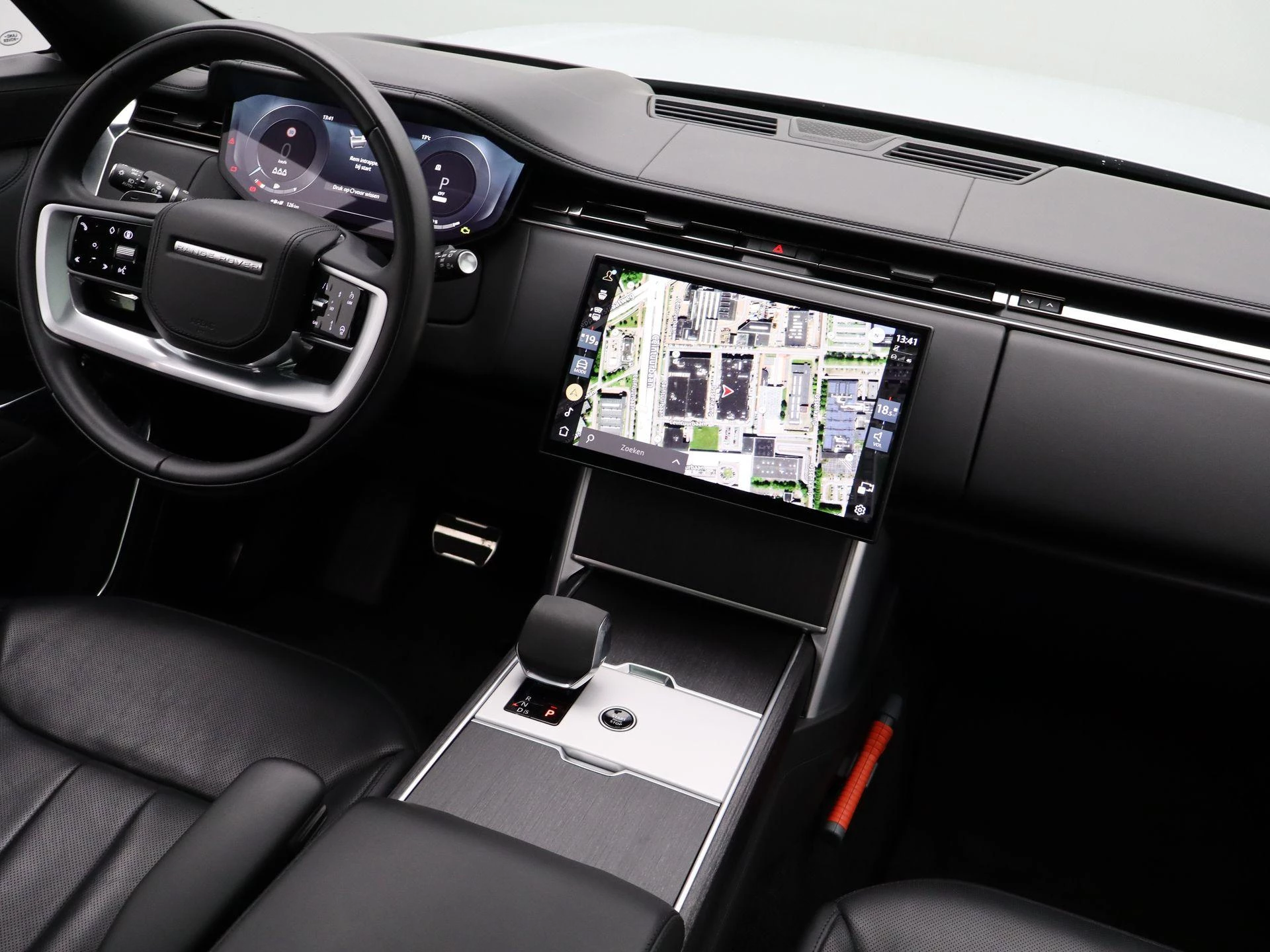 Land Rover-Range Rover-image-40