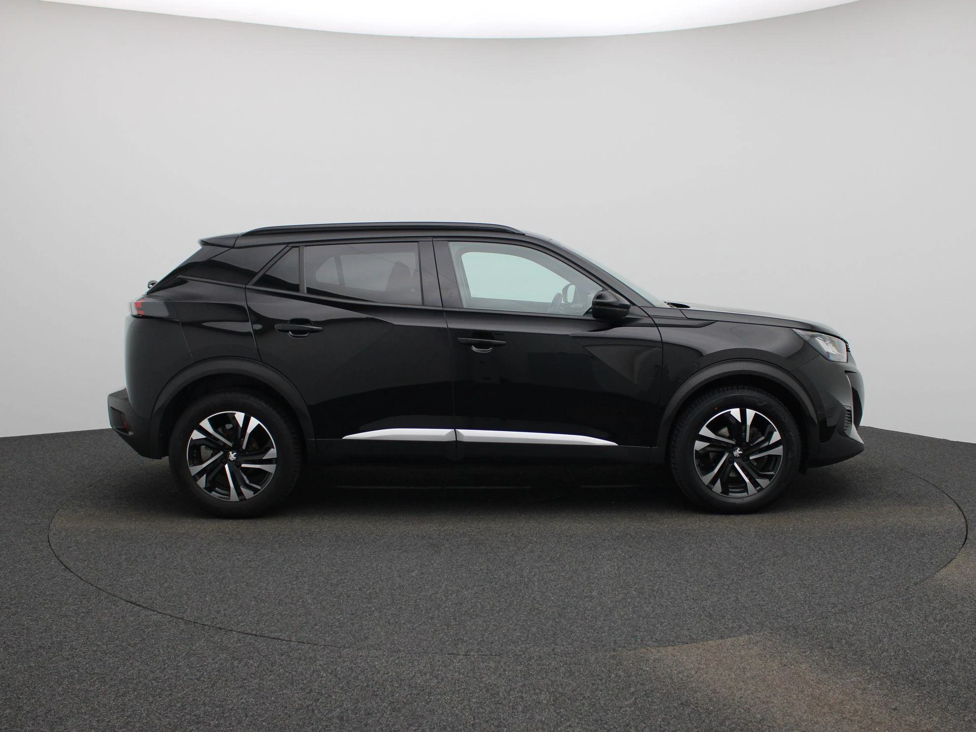 Peugeot-2008-image-5