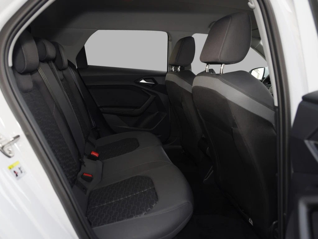 Audi-A1 Sportback-image-7