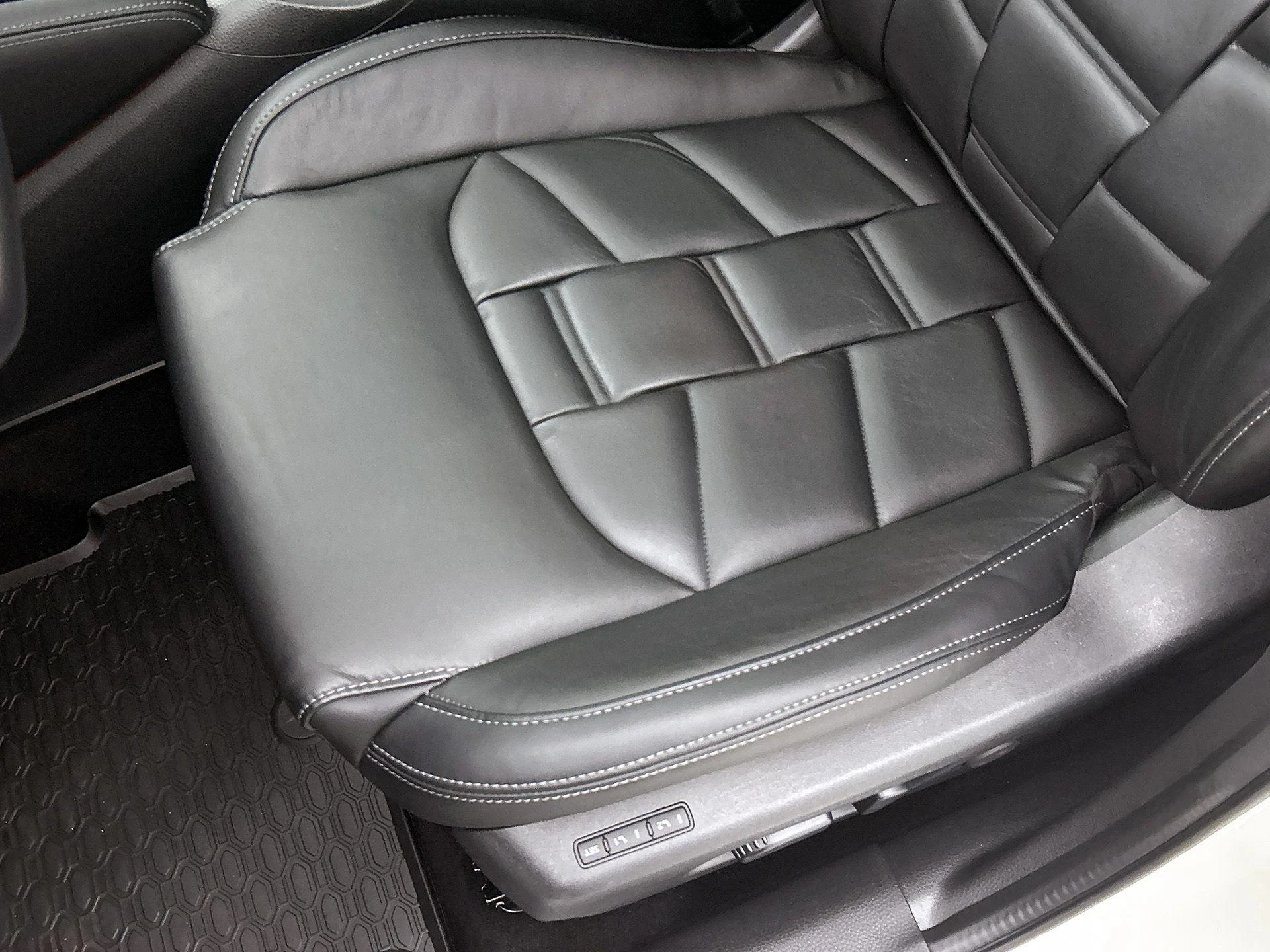 Nissan-QASHQAI-image-10
