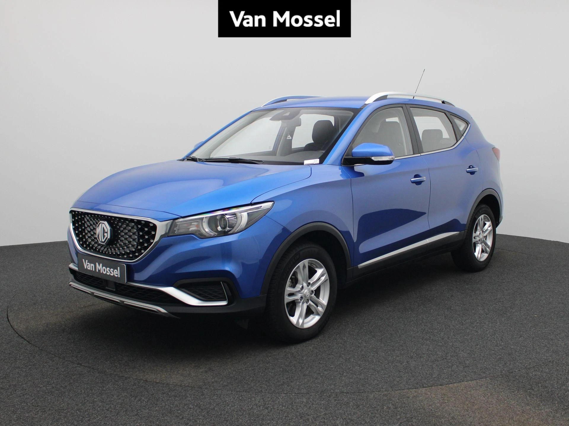 MG-ZS EV-image-0