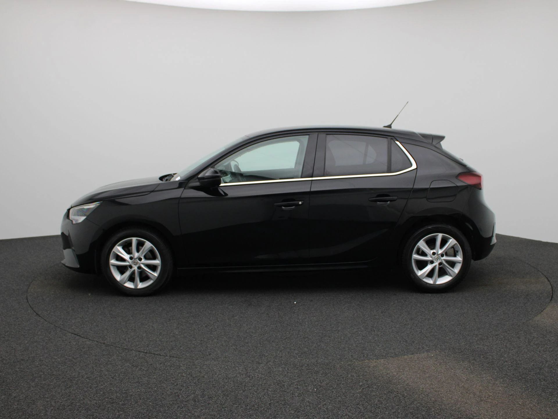 Opel-Corsa-image-5