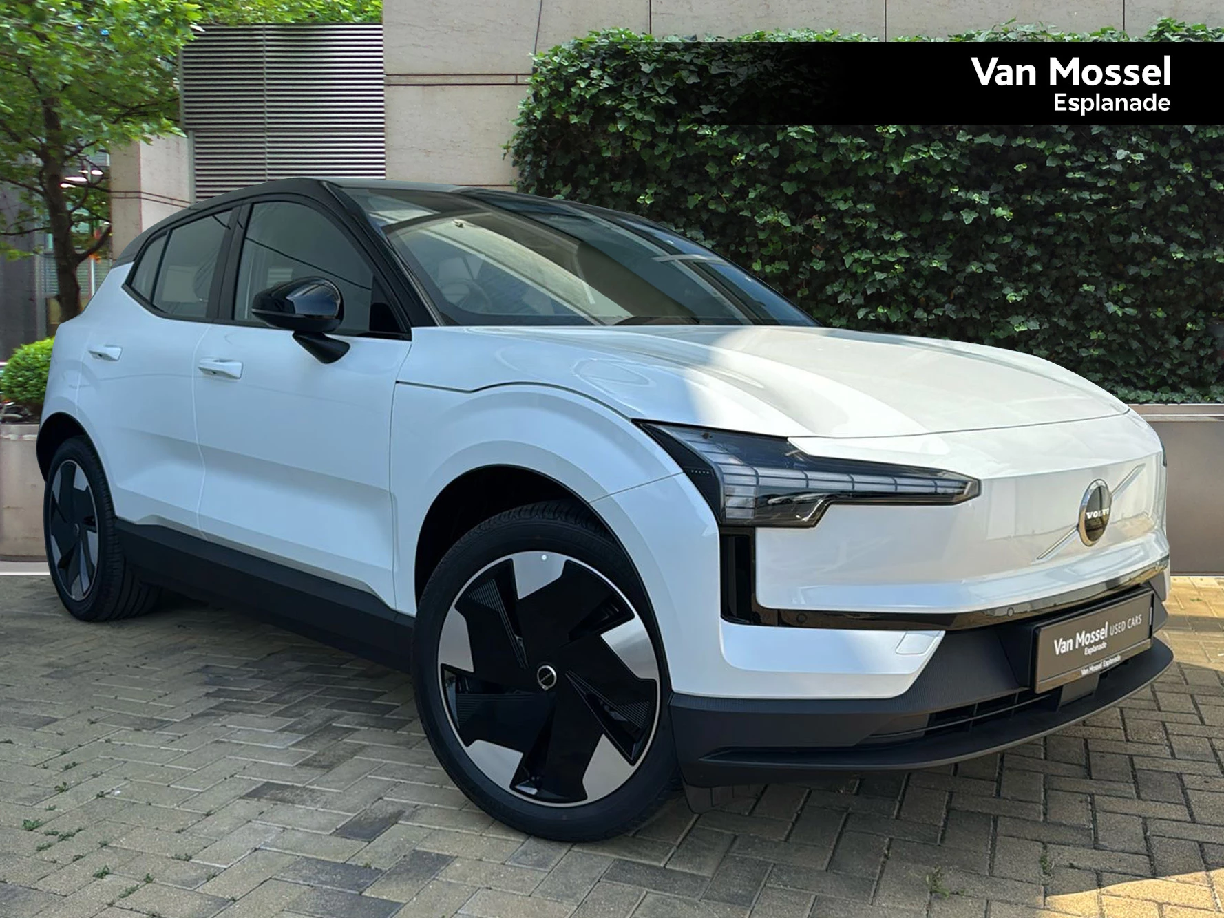 Volvo-EX30-image-0