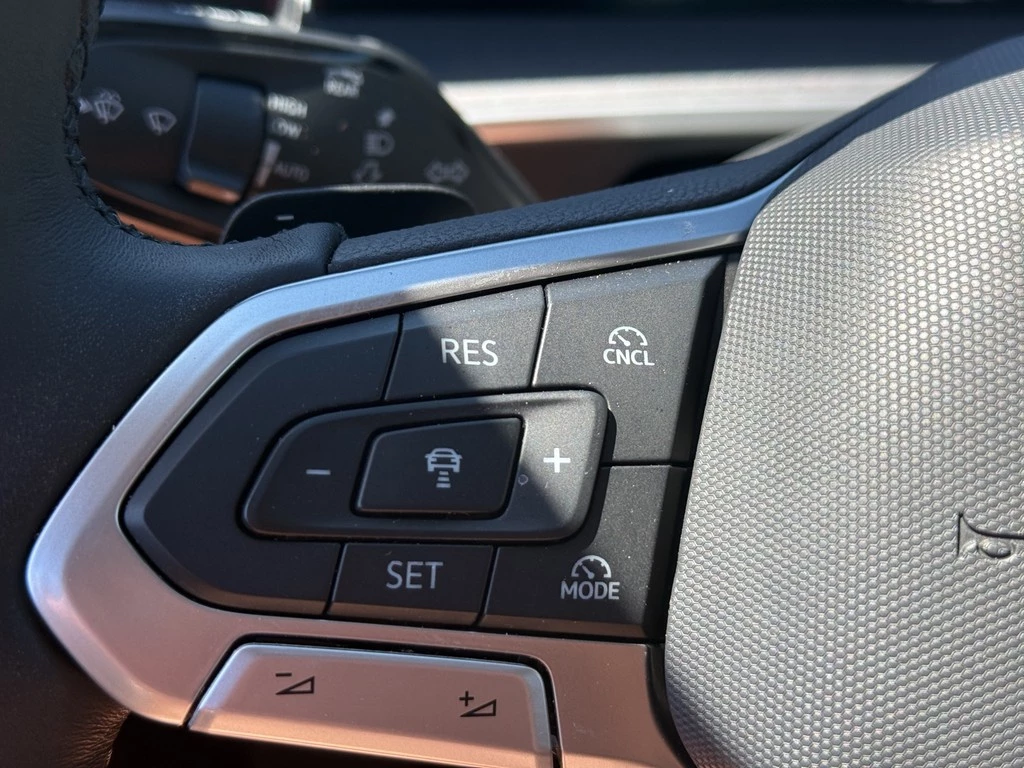 Volkswagen Tayron 1.5 TSI eHybrid Life *HARMAN-KARDON*AHK*ACC*KAMERA*NAVI*