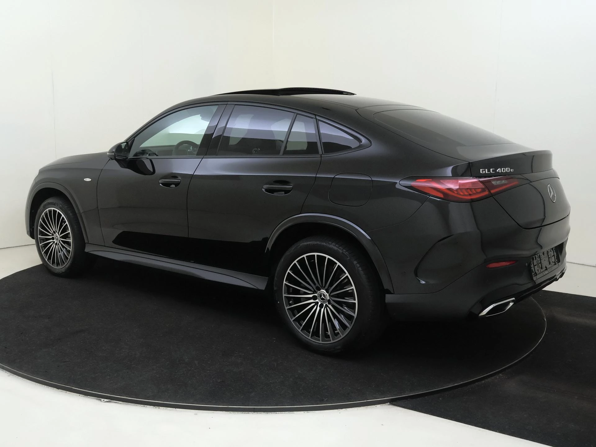 Mercedes-Benz-GLC-image-4