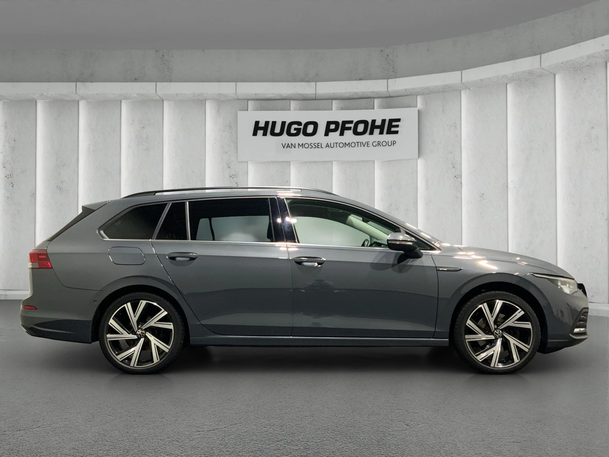 Volkswagen-Golf-image-5