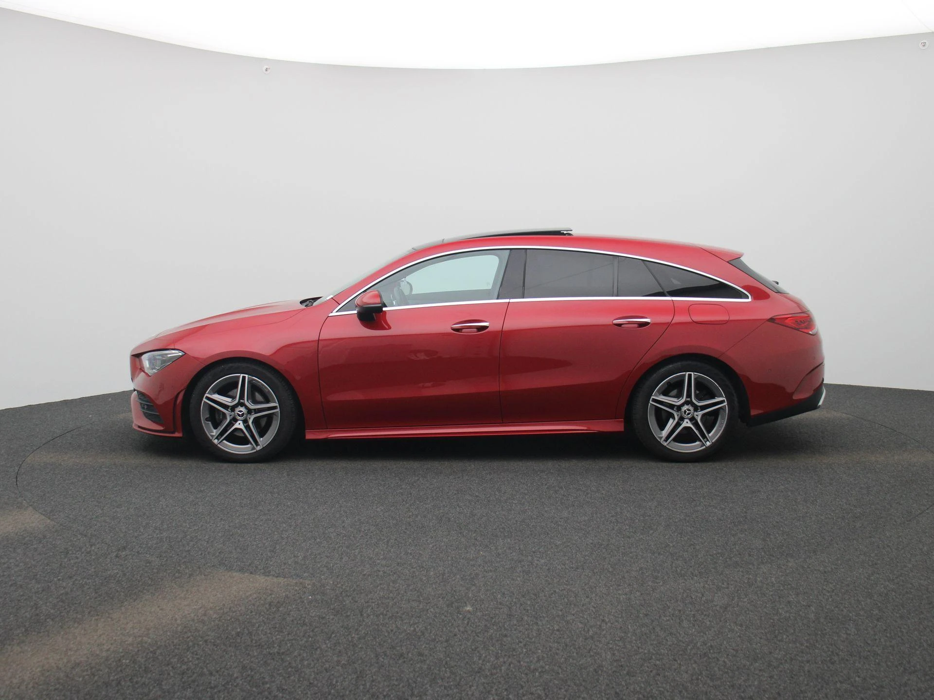 Mercedes-Benz-CLA-image-3
