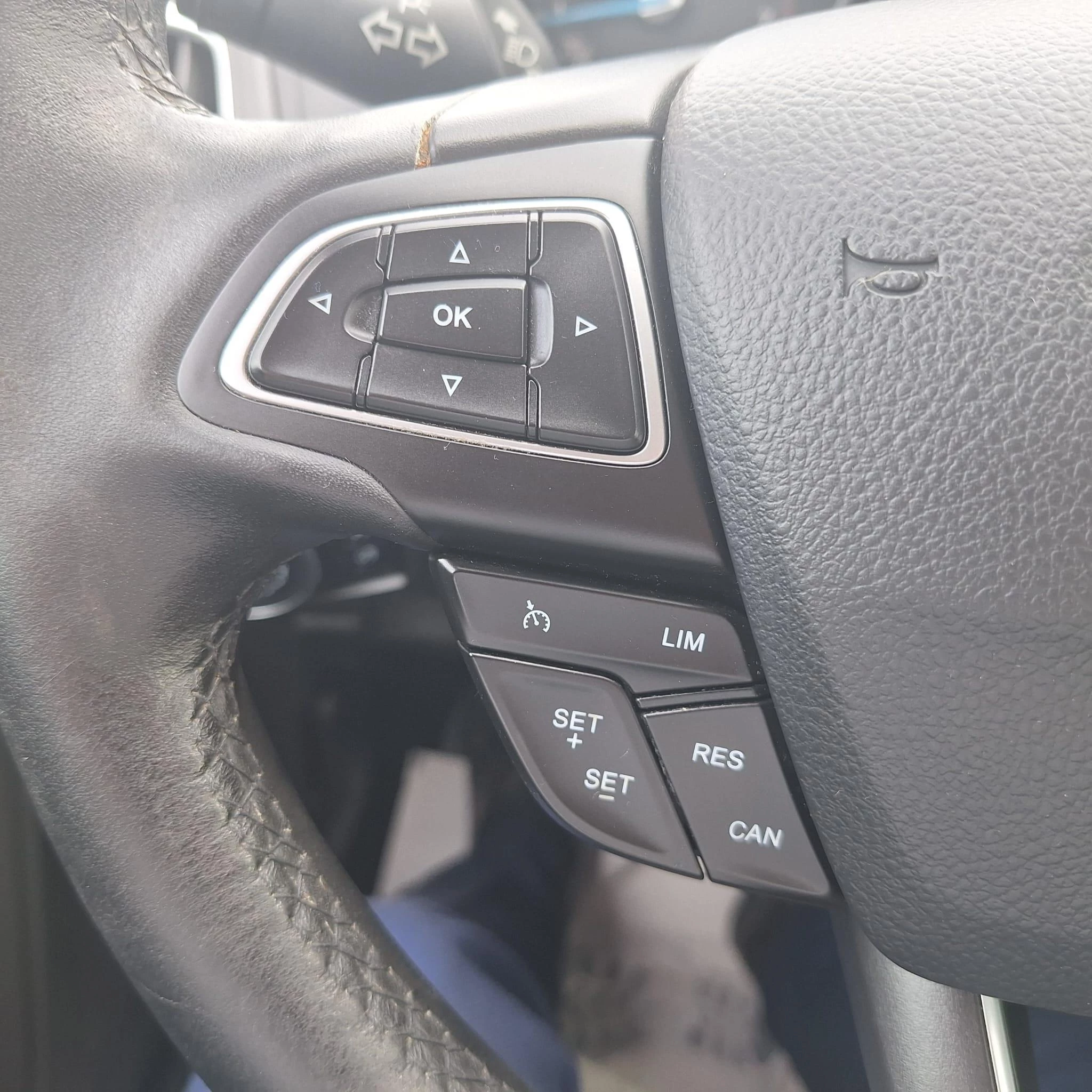 Ford Focus Wagon 1.0 Titanium Edition 125pk