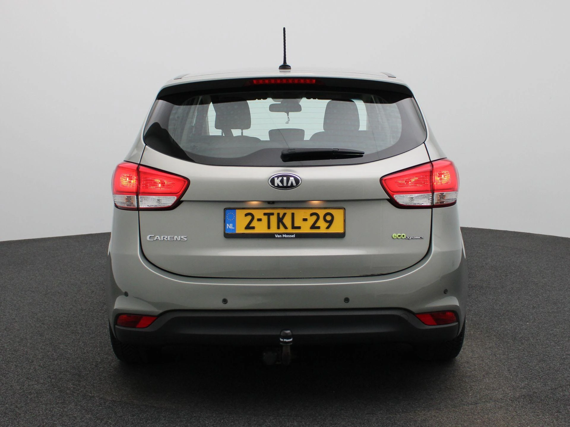 Kia-Carens-image-4