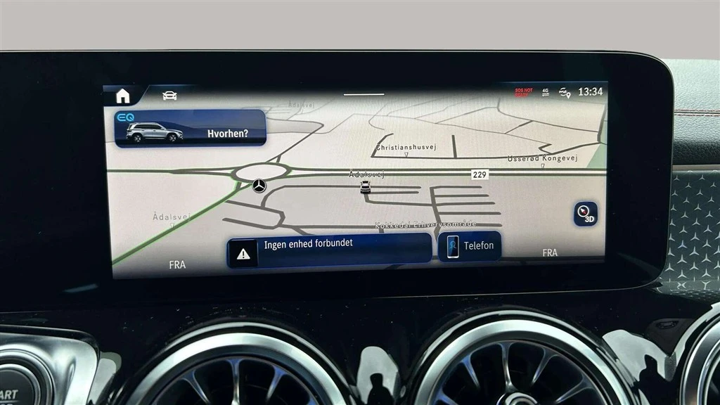 Mercedes-Benz-EQB-image-15