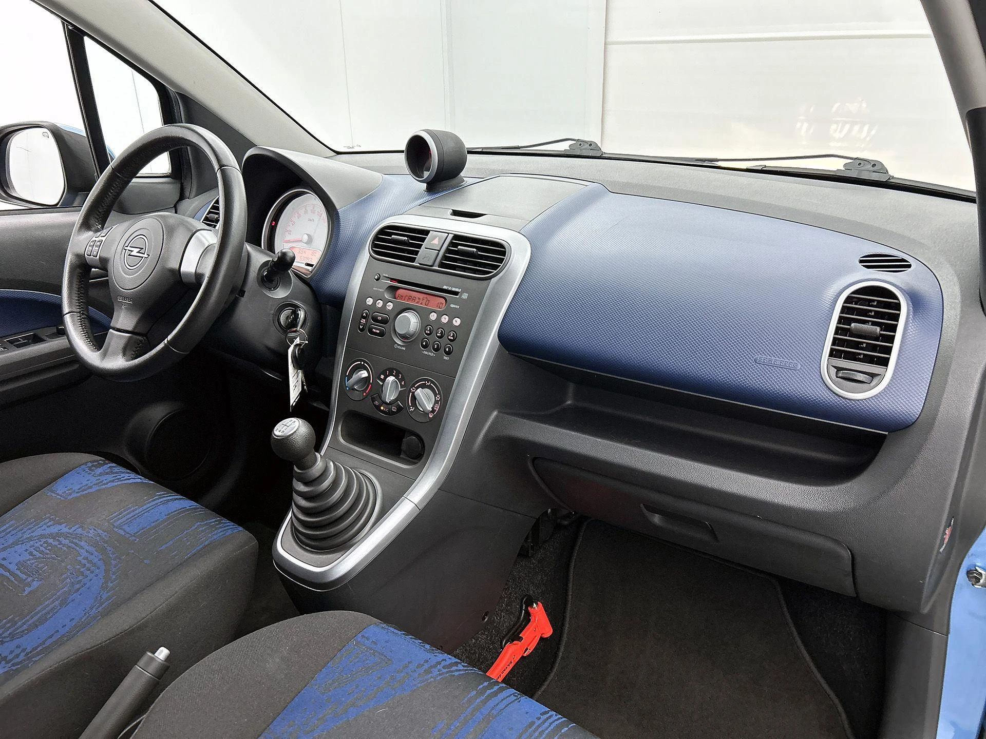 Opel-Agila-image-11