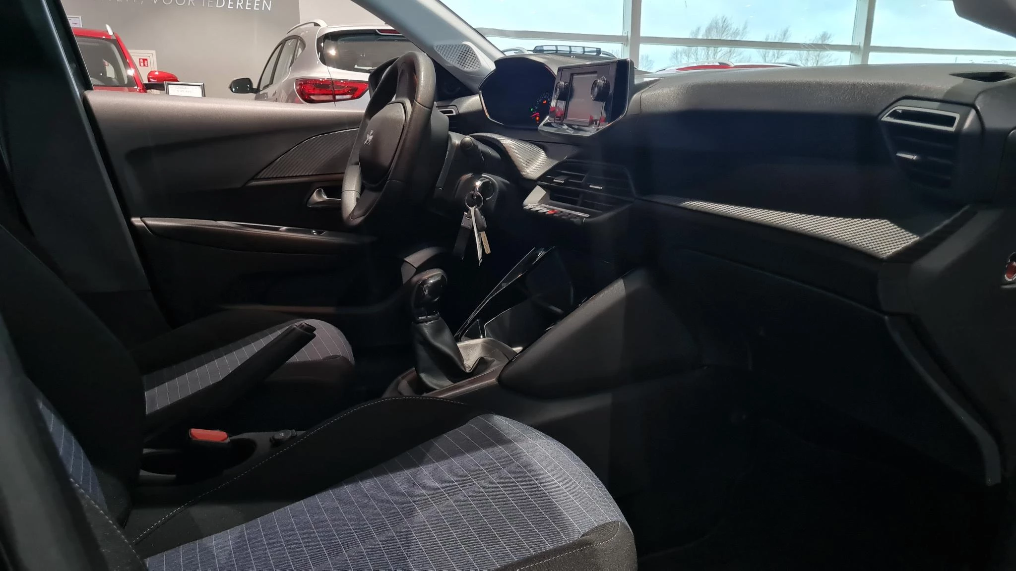 Peugeot-208-image-22