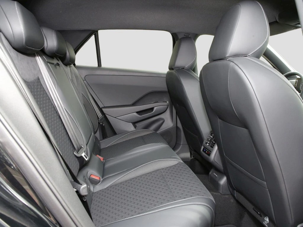 Volkswagen-T-Roc-image-11