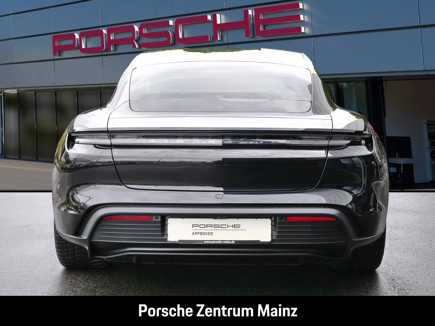Porsche-Taycan-image-8