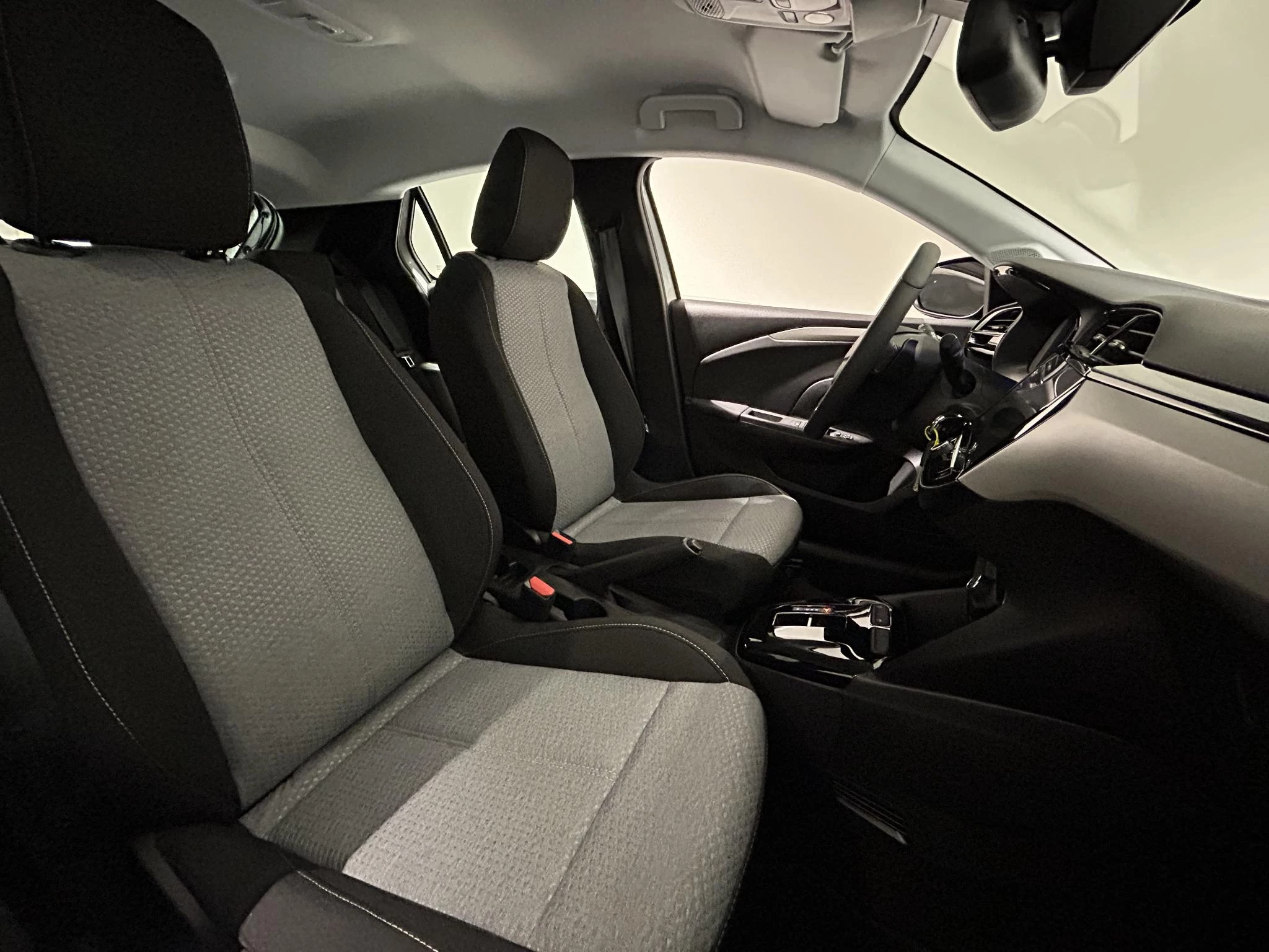 Opel Corsa 1.2 Turbo Hybrid Business Edition