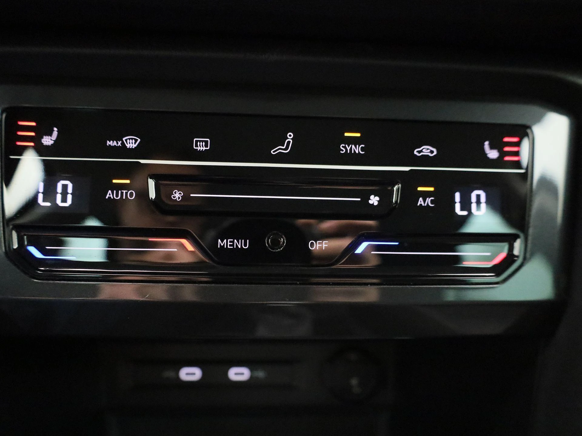 Volkswagen-Tiguan-image-22