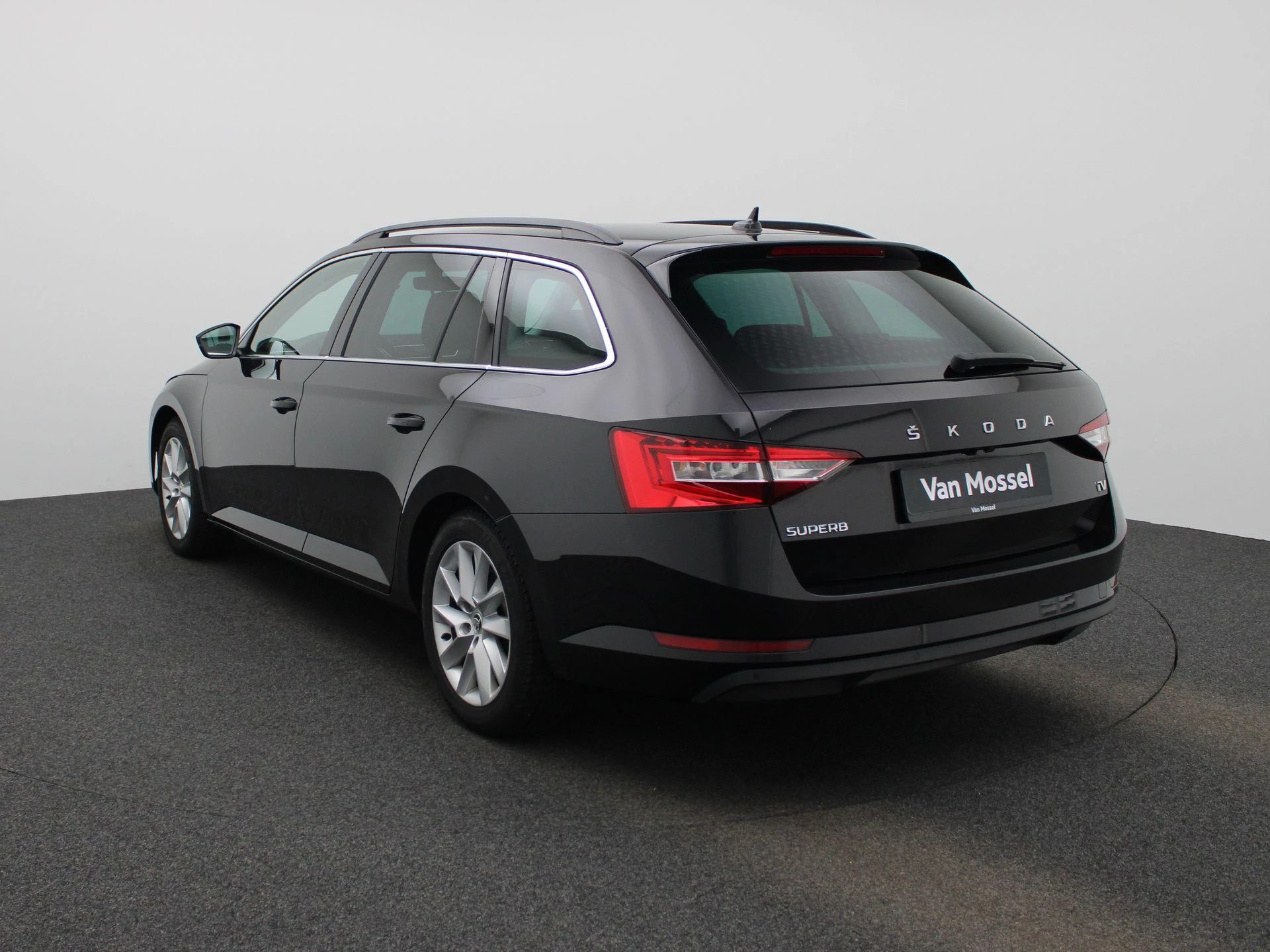 Škoda Superb 1.4 TSI iV Business Edition