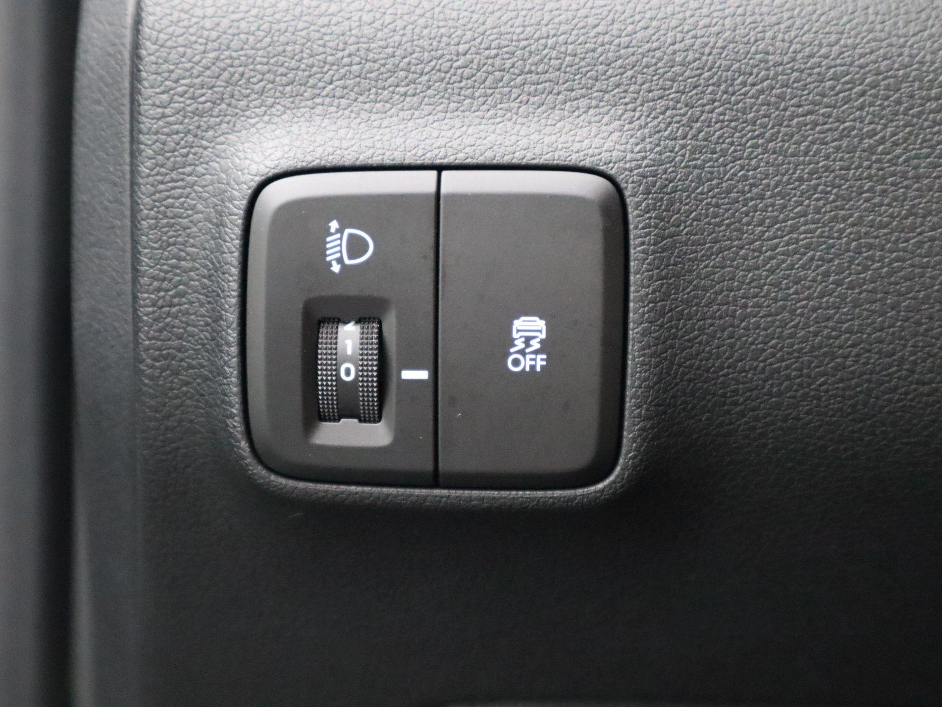 Hyundai-i10-image-23