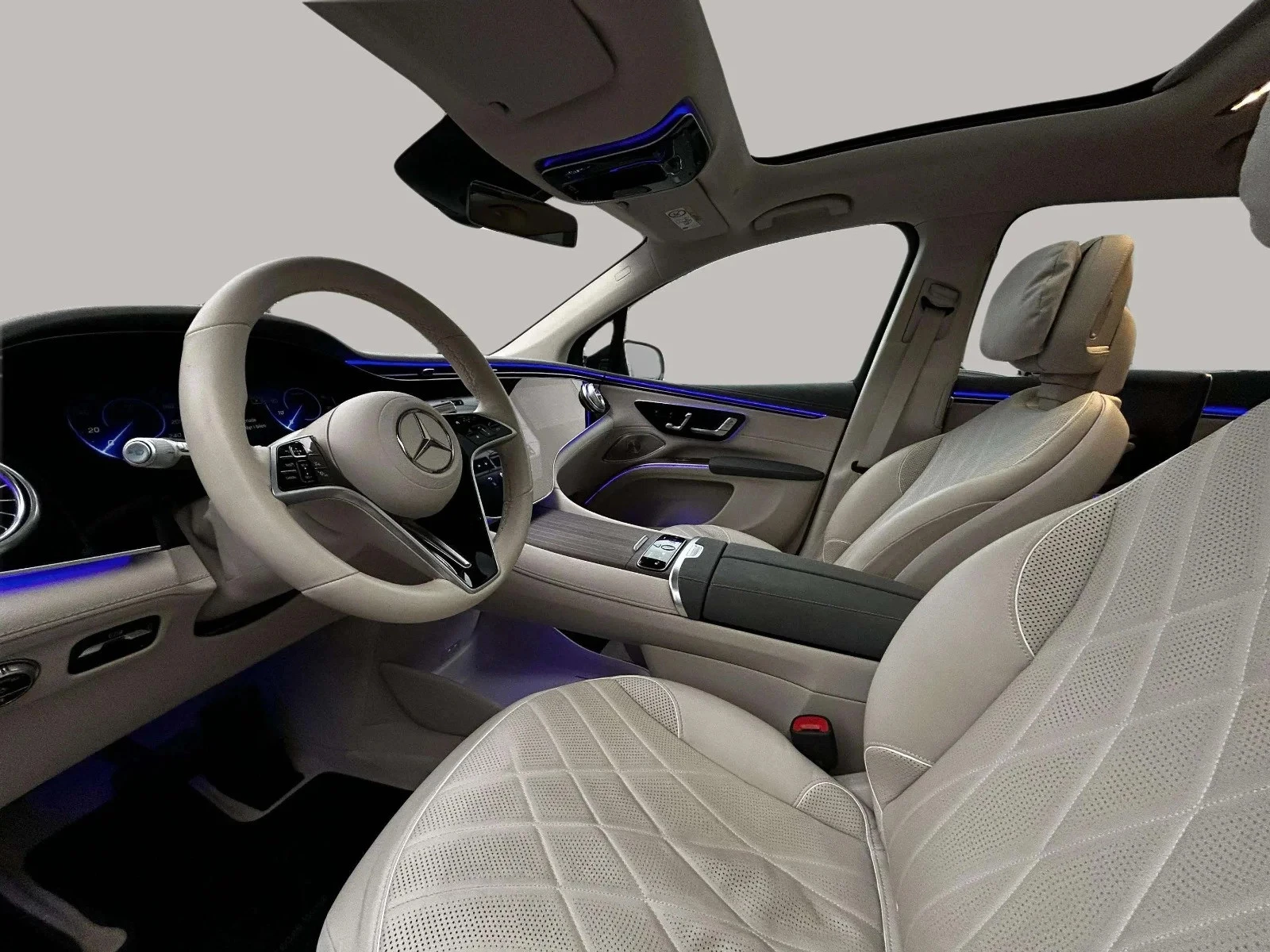 Mercedes-Benz-EQS-image-11