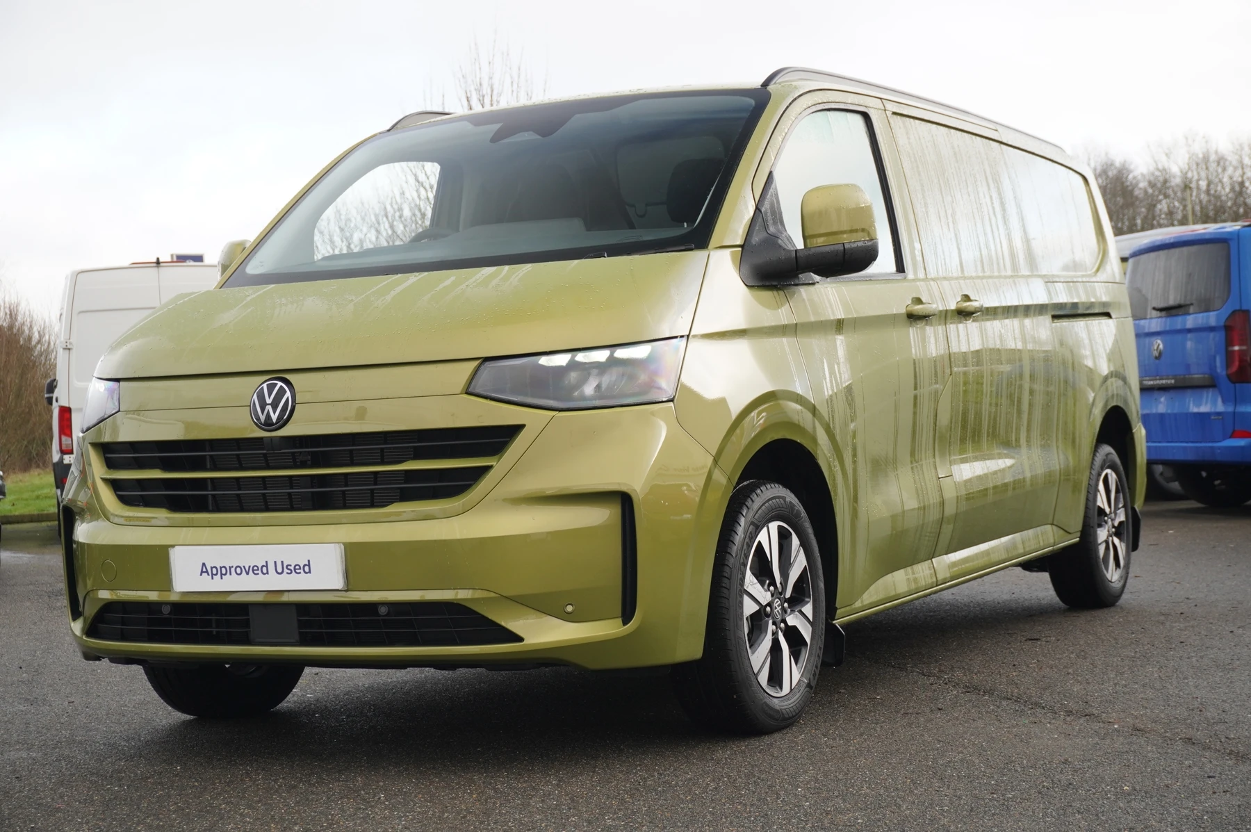Volkswagen-Transporter-image-19