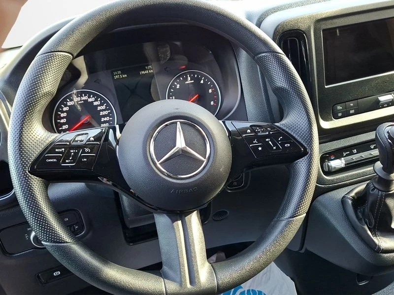 Mercedes-Benz Vito 116 NEUES MODELL AHK NAVI KAMERA TEMPOMAT