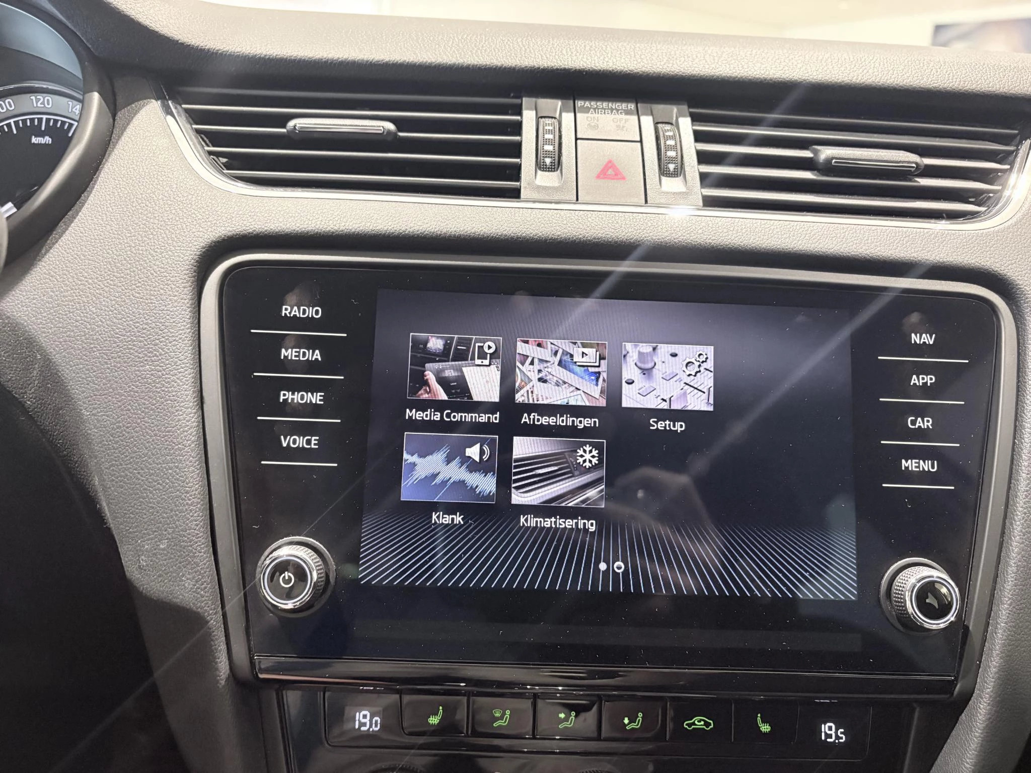 Škoda-Octavia-image-25