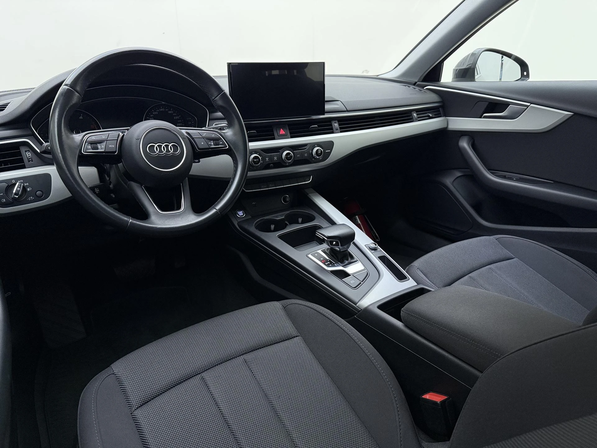 Audi-A4-image-13