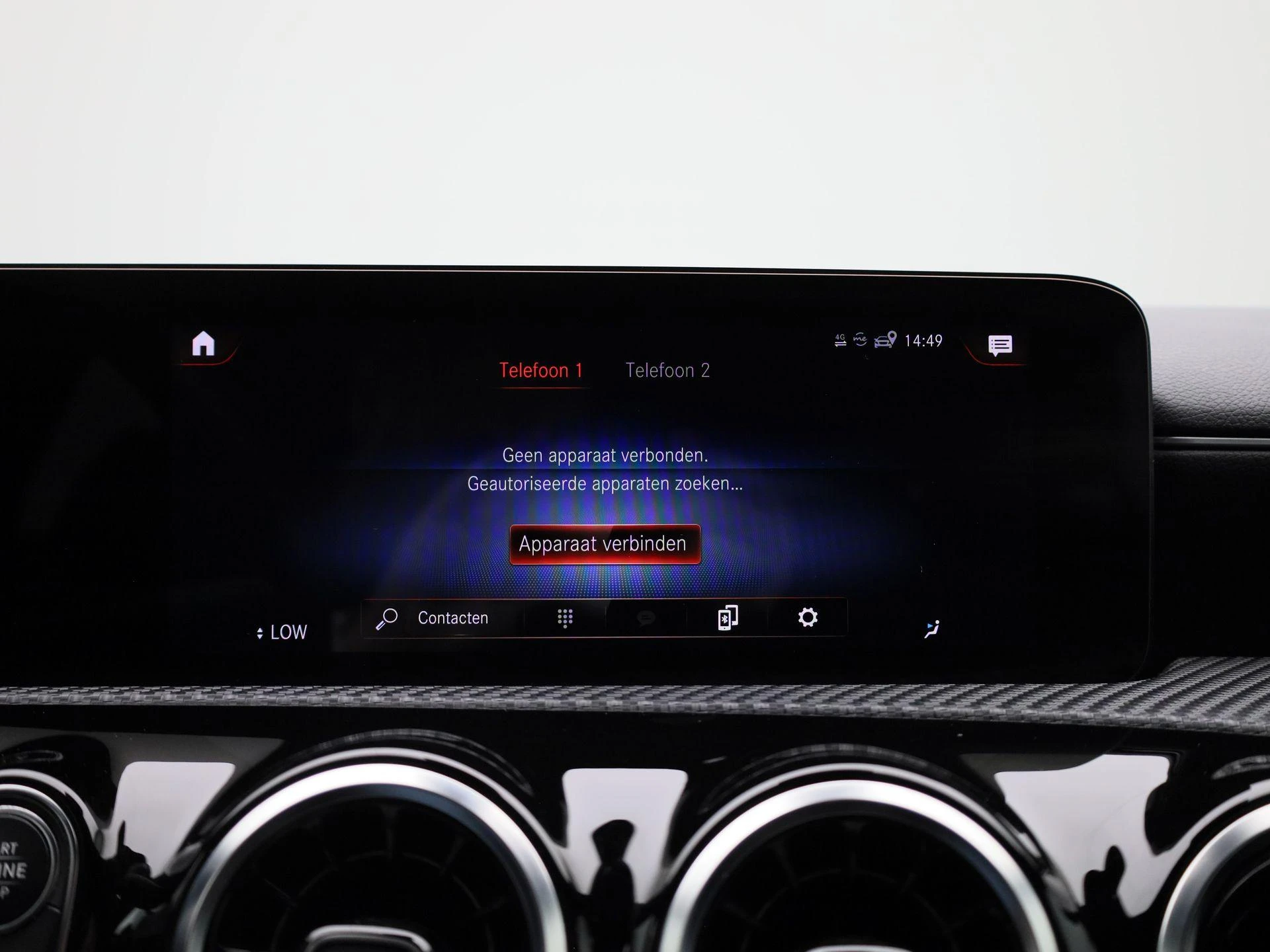 Mercedes-Benz-CLA-image-21