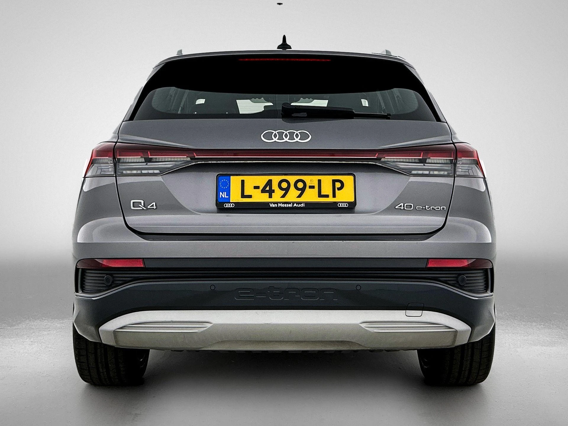 Audi-Q4 e-tron-image-2