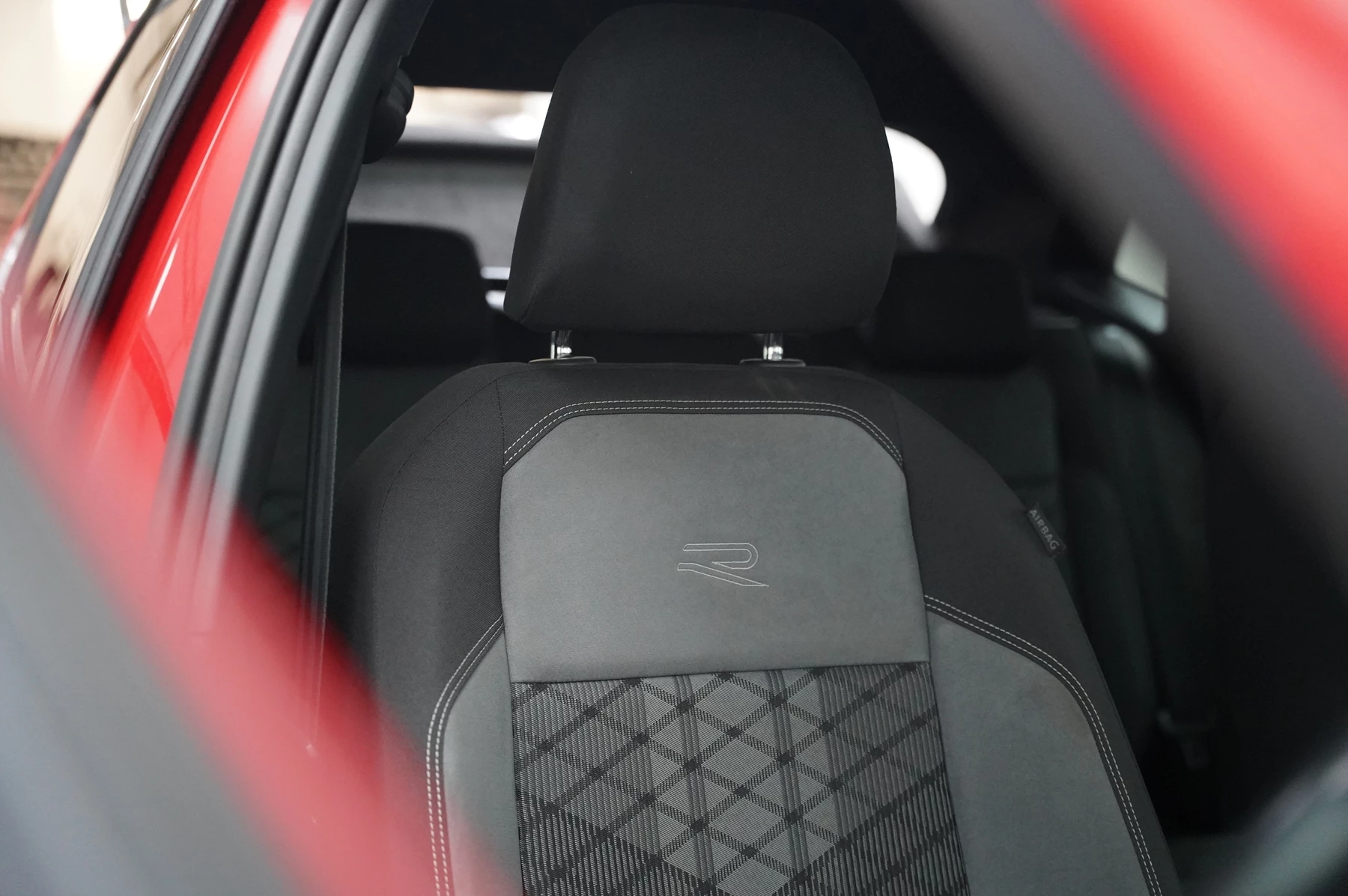 Volkswagen-Polo-image-20