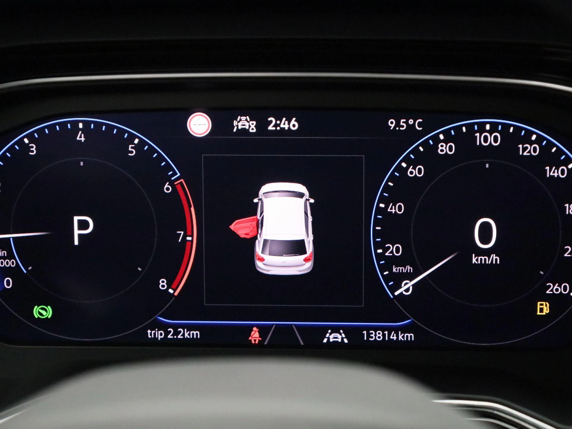 Volkswagen-Polo-image-7