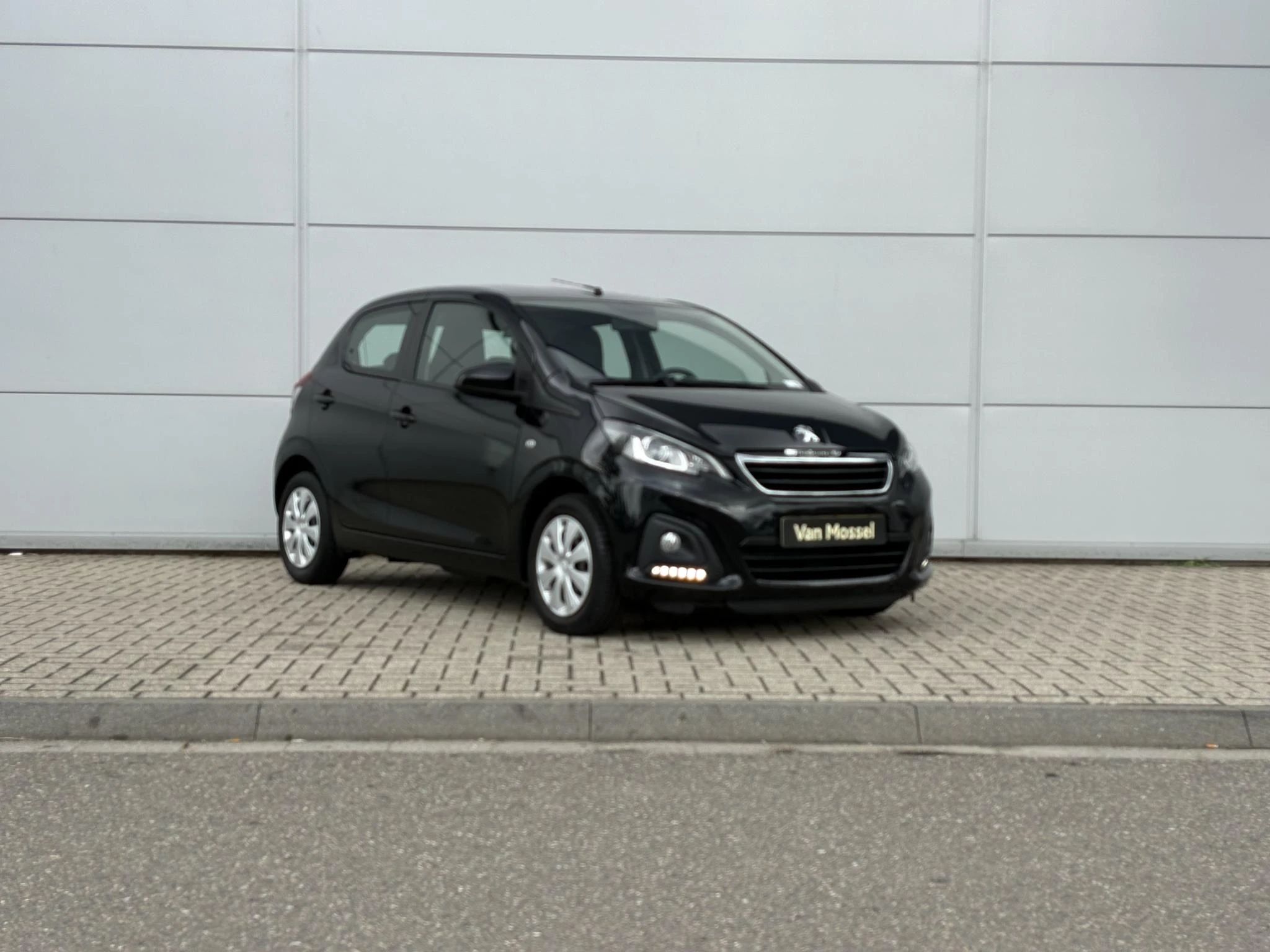 Peugeot-108-image-7