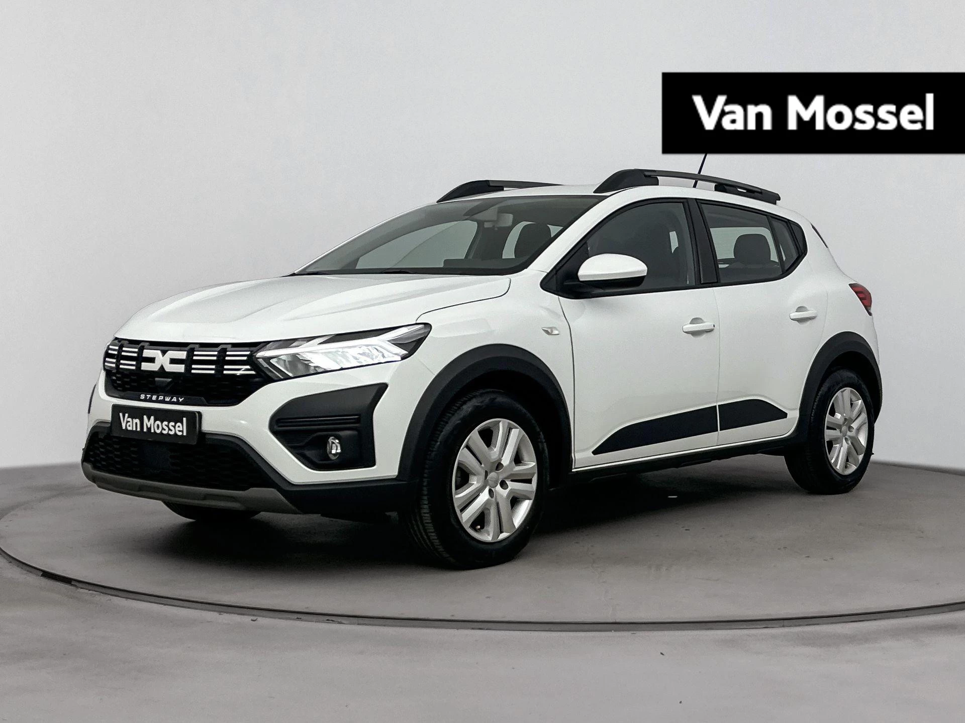 Dacia-Sandero Stepway-image-0