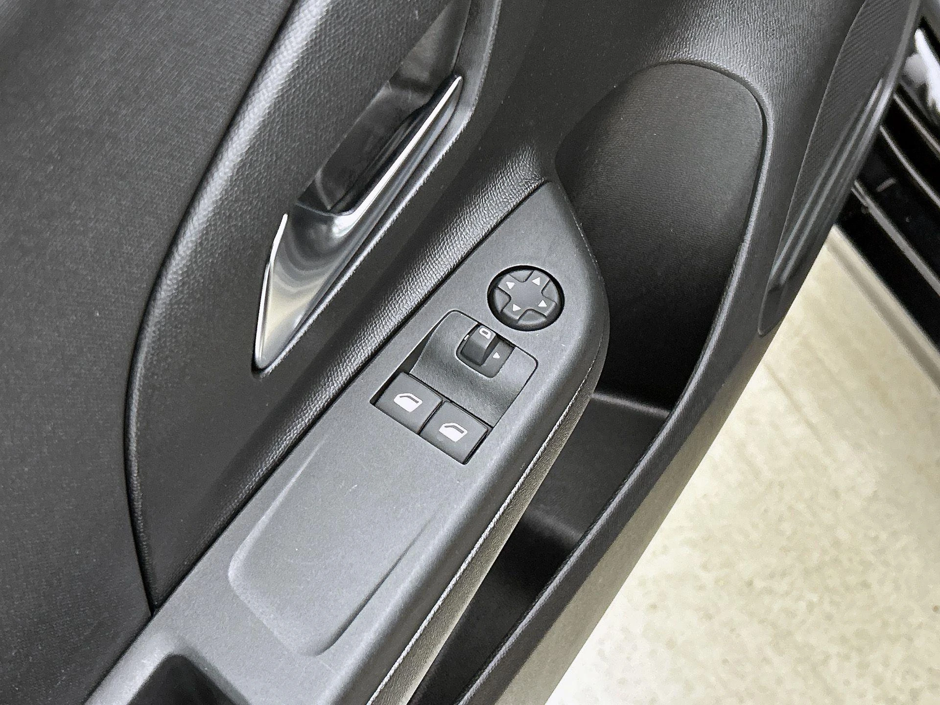 Opel-Corsa-image-29