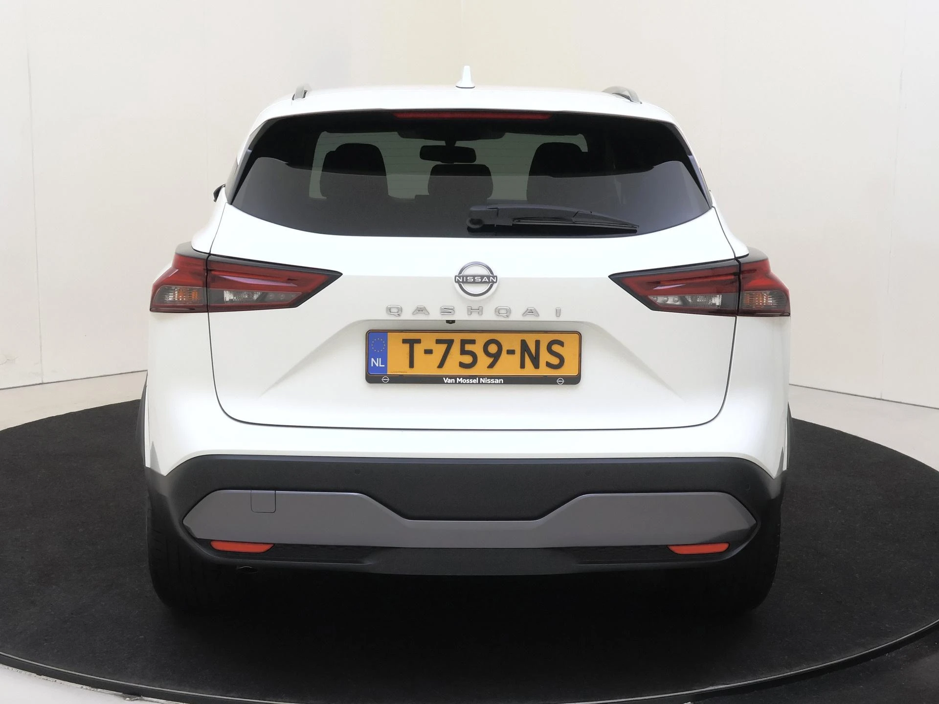 Nissan-QASHQAI-image-6