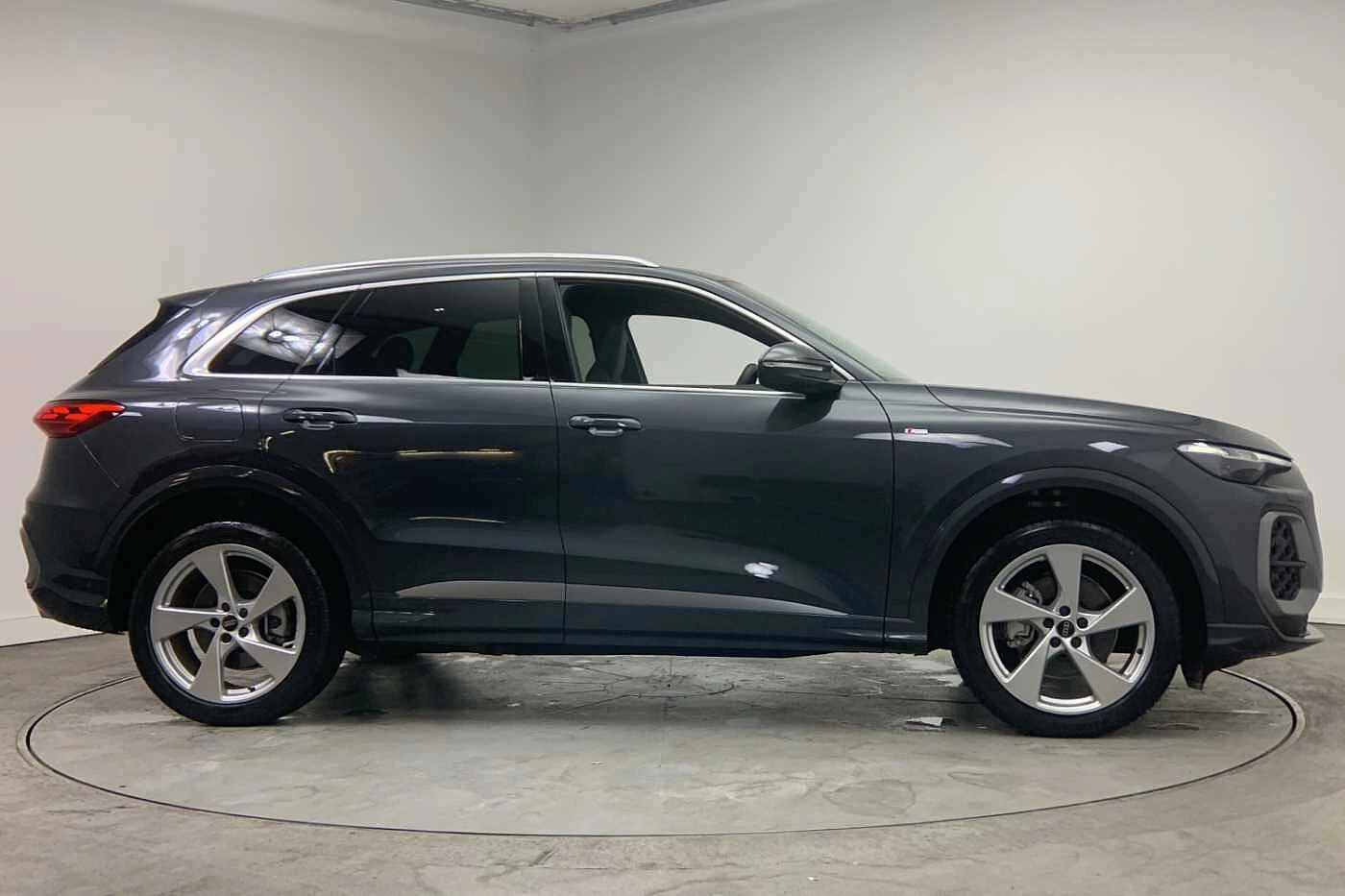 Audi-Q5-image-3